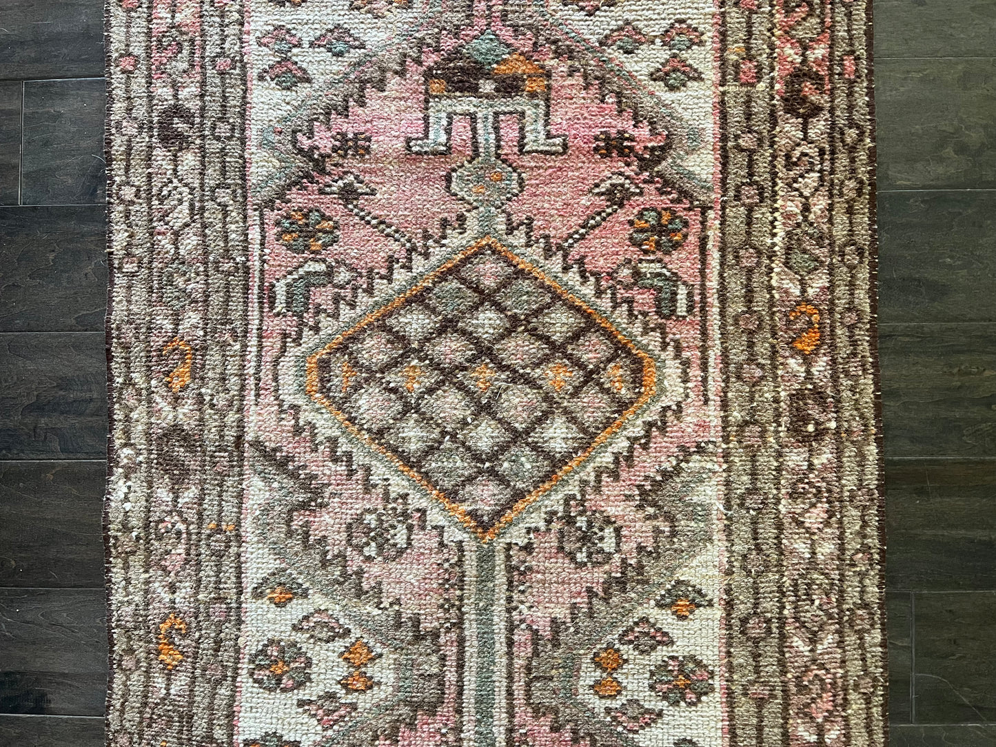 Vintage Rug #31 - 2'5" x 8'11"