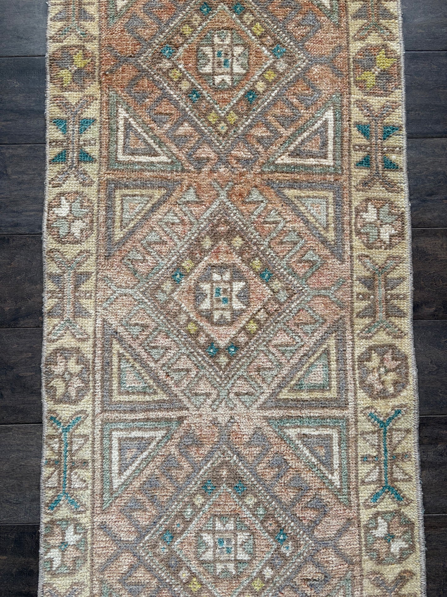 Vintage Rug #118 - 1'7.5" x 4'4"
