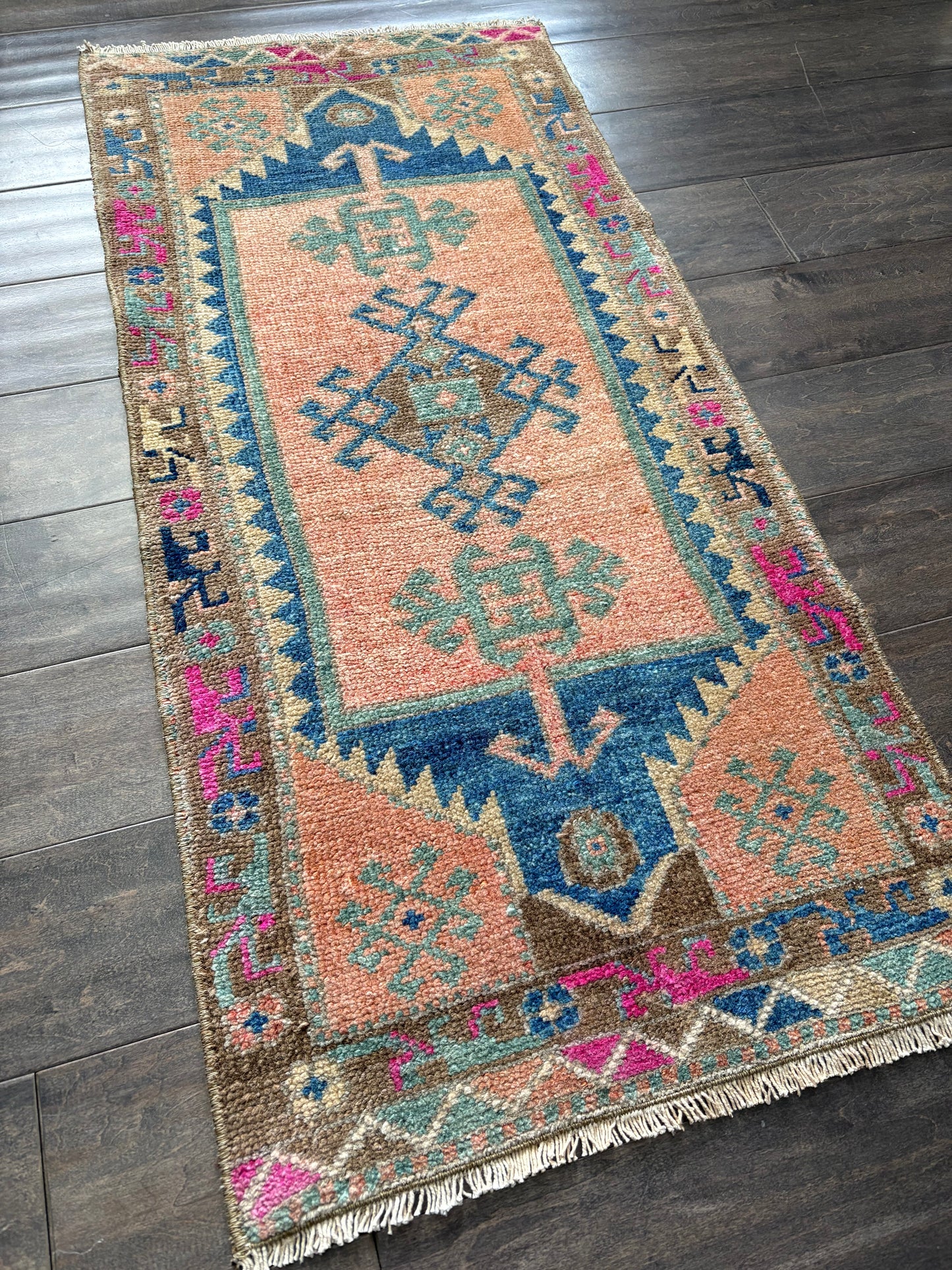 Vintage Rug #120 - 1'7" x 3'6"