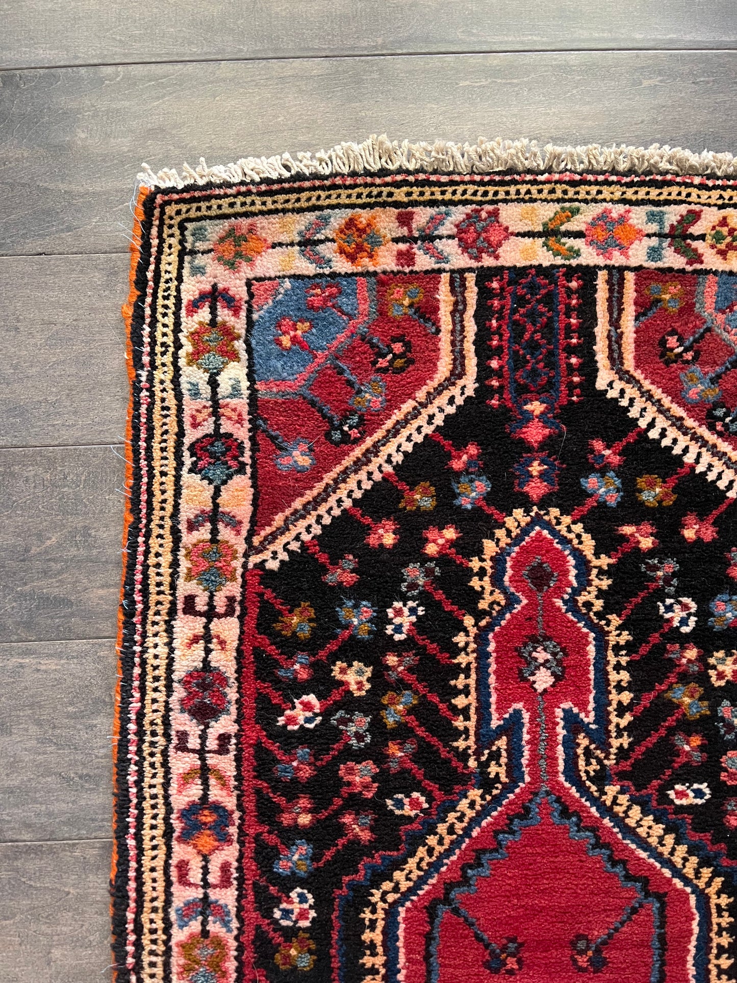 Vintage Rug #95 - 3'8" x 1'9"
