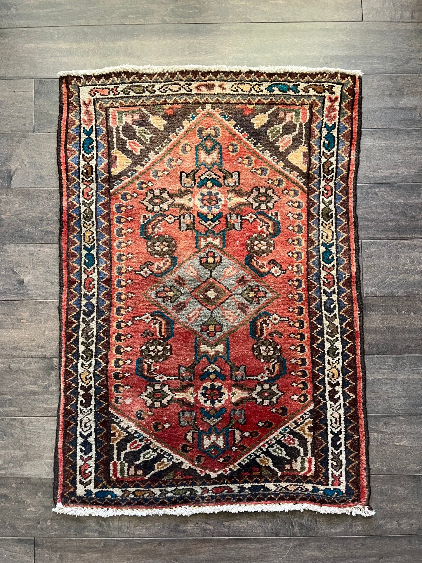 Vintage Rug #94 - 3'2" x 2'2"