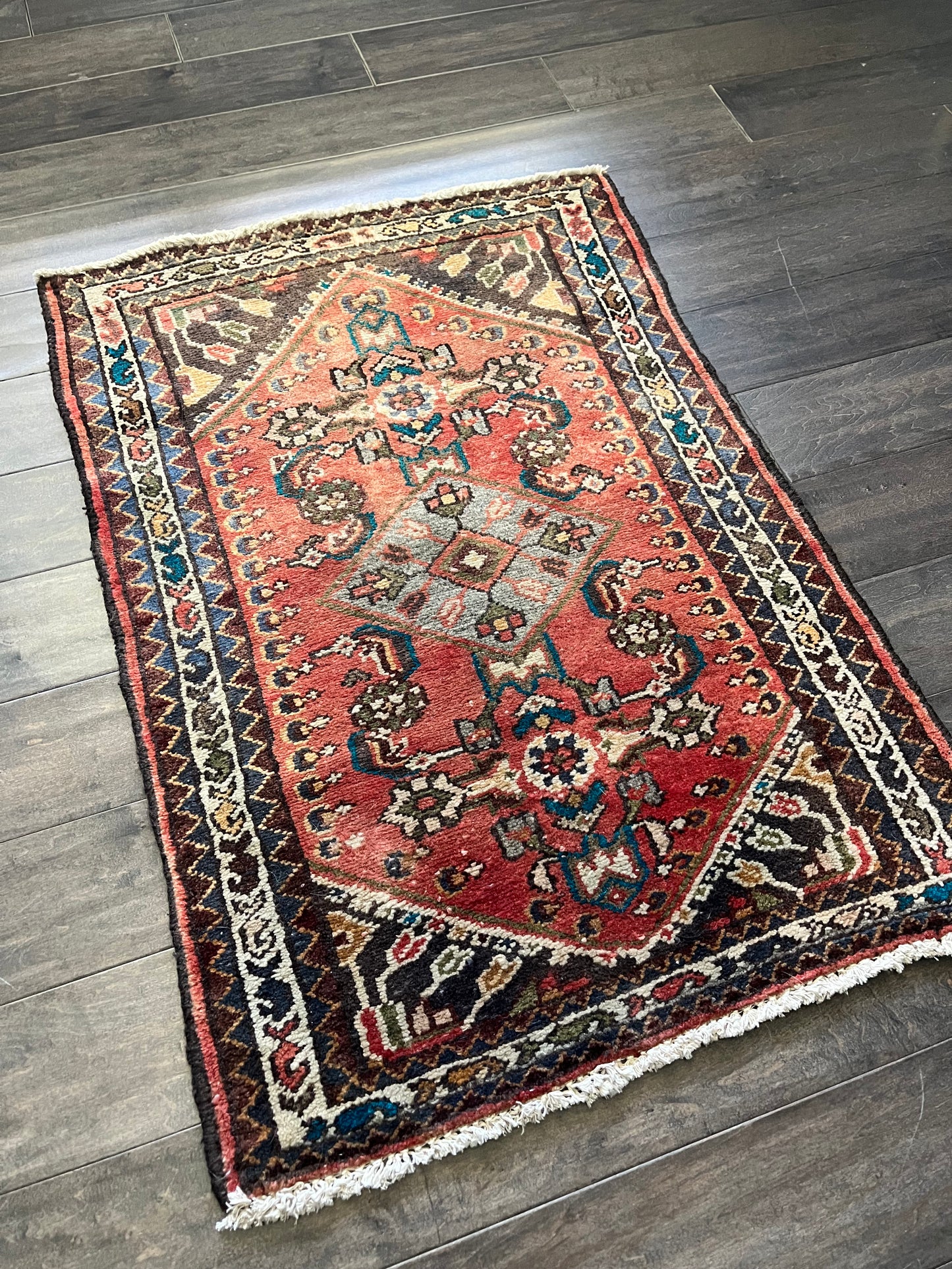 Vintage Rug #94 - 3'2" x 2'2"