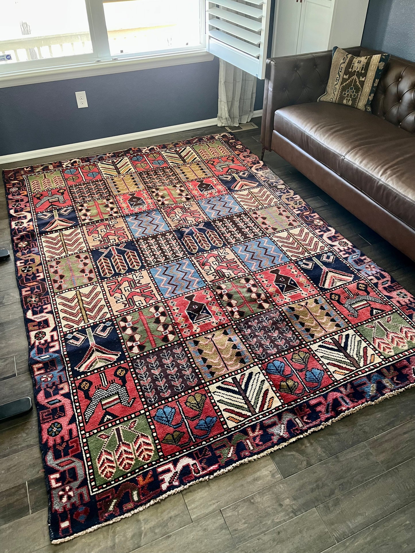 Vintage Rug #99 - 9'4" x 6'3.5"