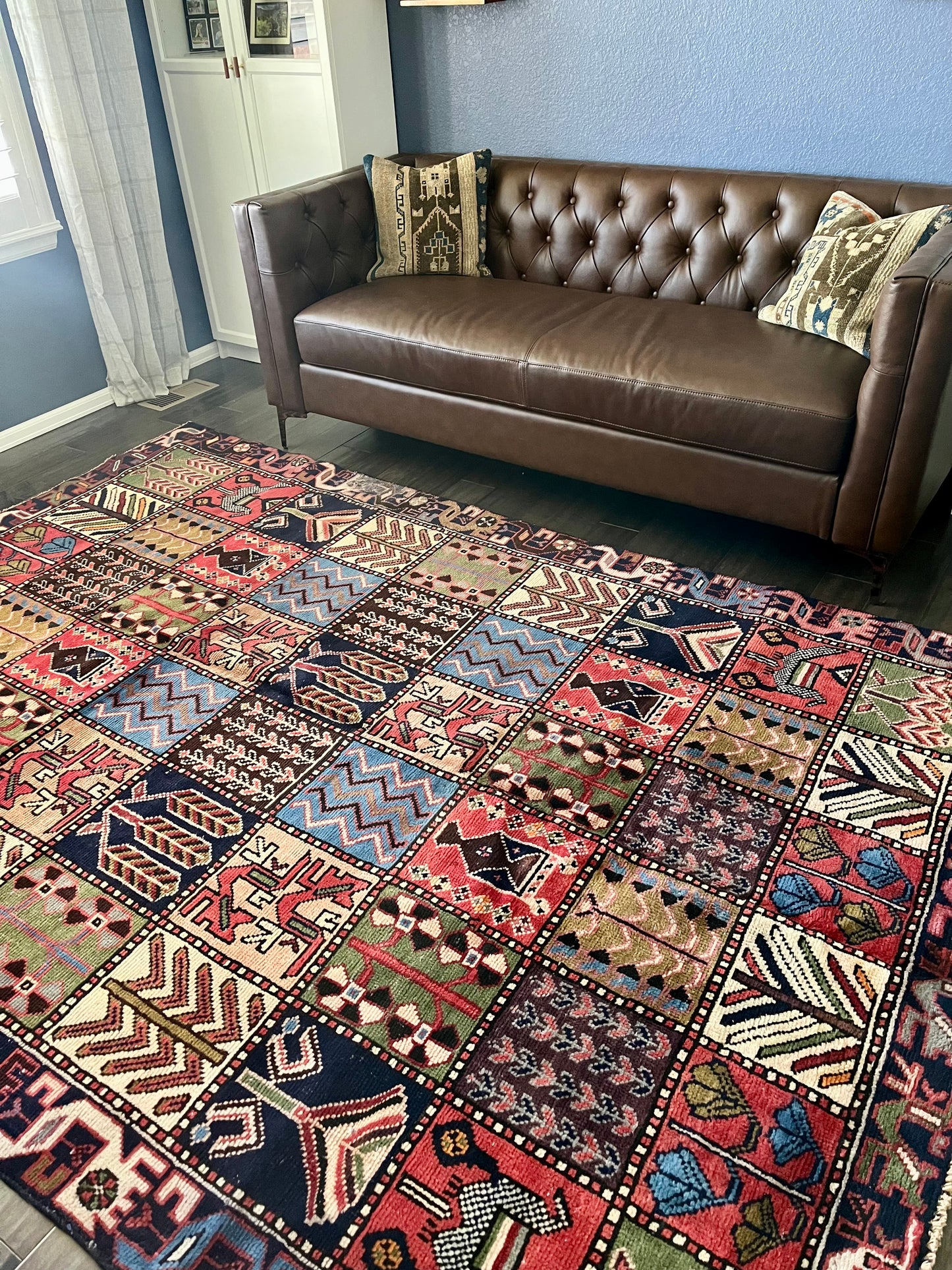Vintage Rug #99 - 9'4" x 6'3.5"