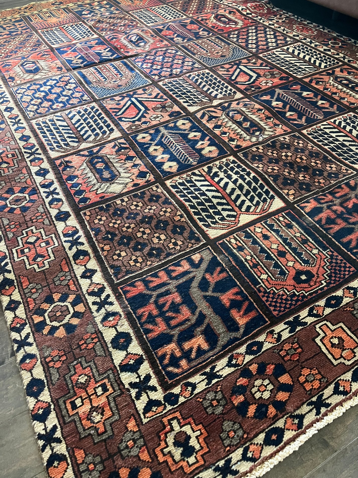 Vintage Rug #103 - 9'9.5" x 6'7"