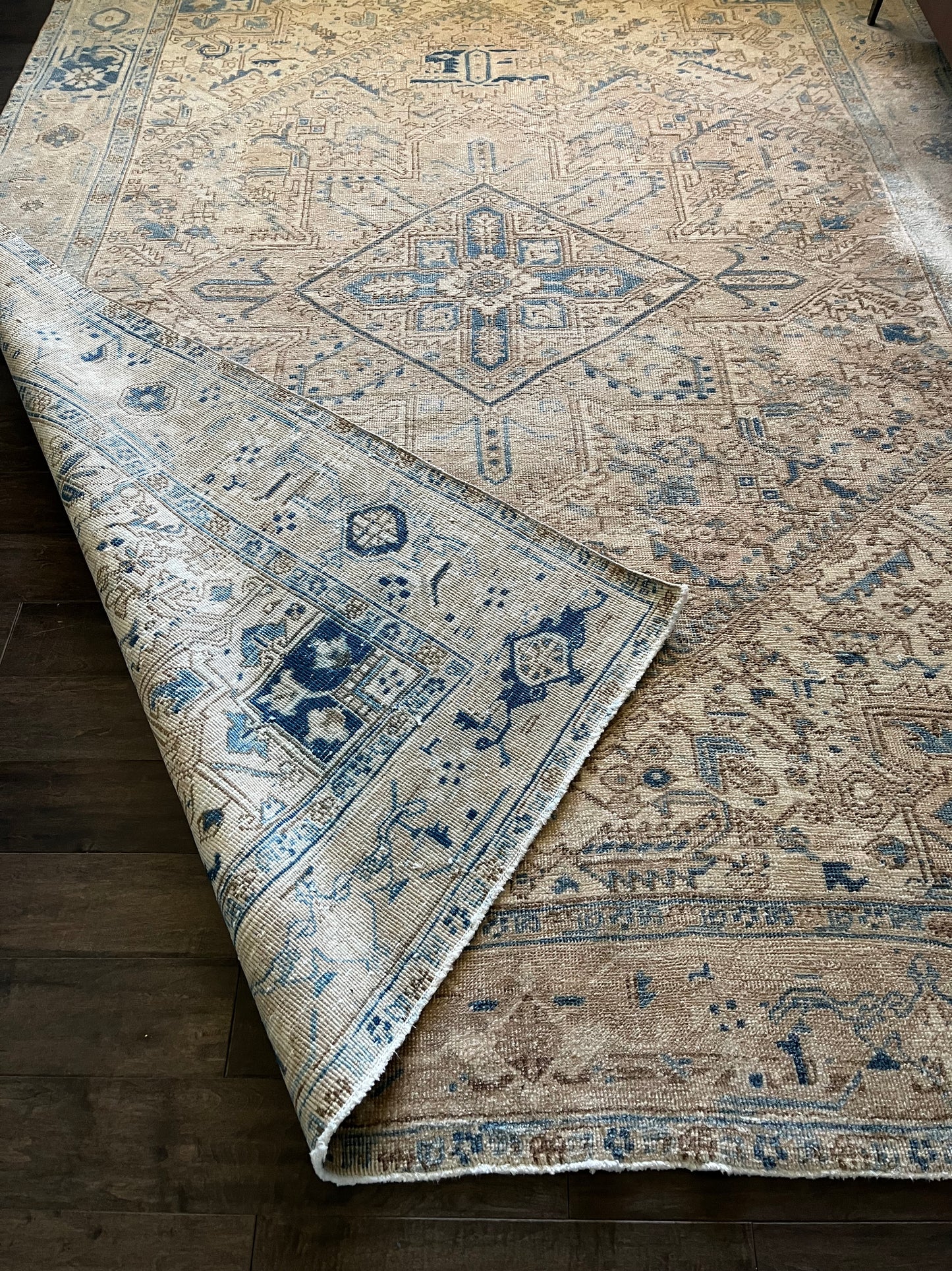 Vintage Rug #108 - 9'4.5" x 7'0"