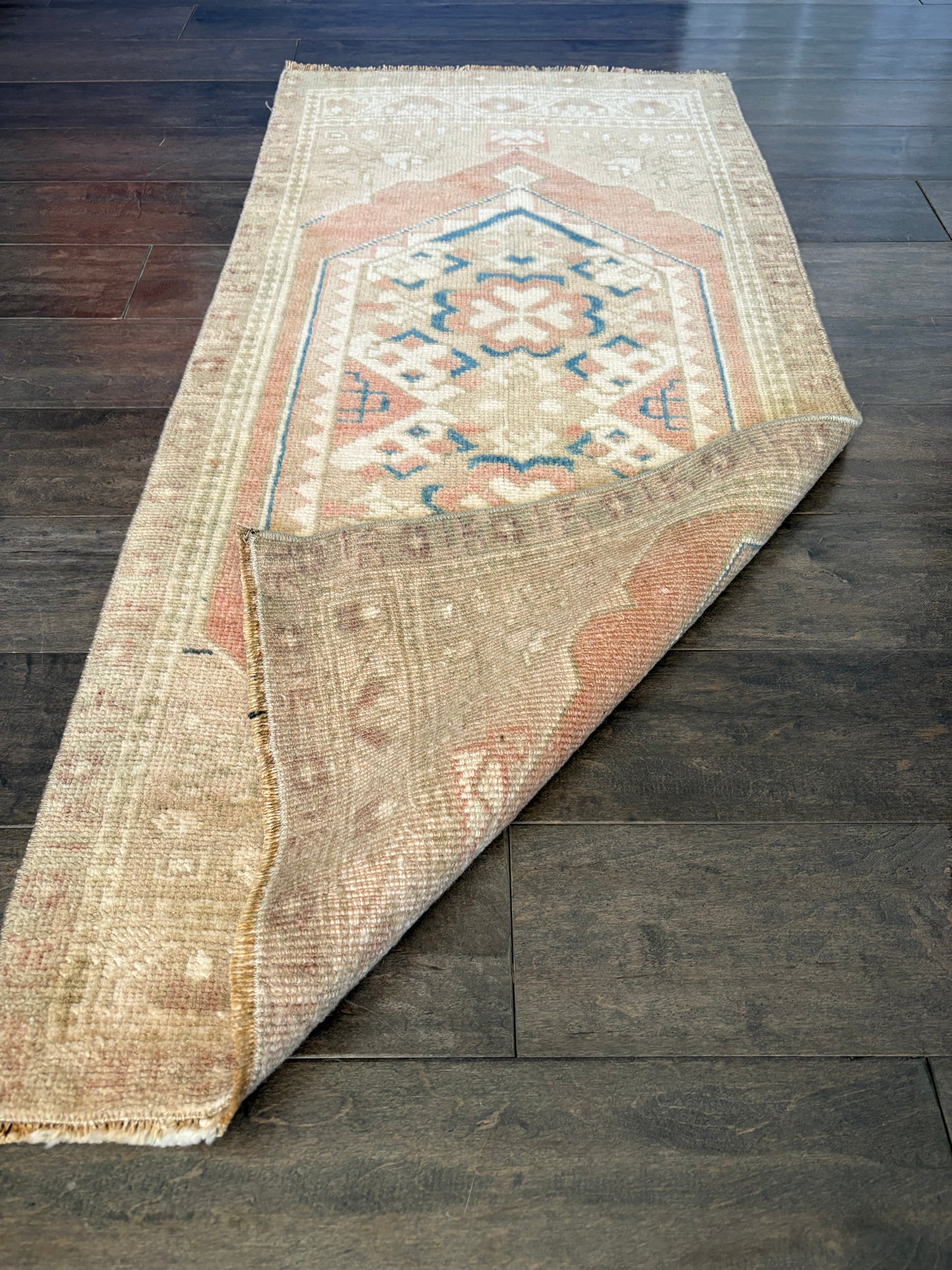 Vintage Rug #182 - 3'10.5" x 1'9.5"