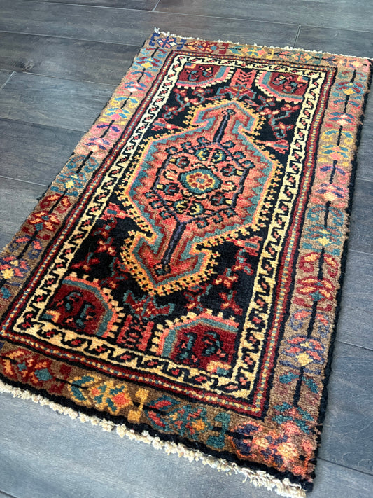 Vintage Rug #185 - 2'3' x 1'5.5"