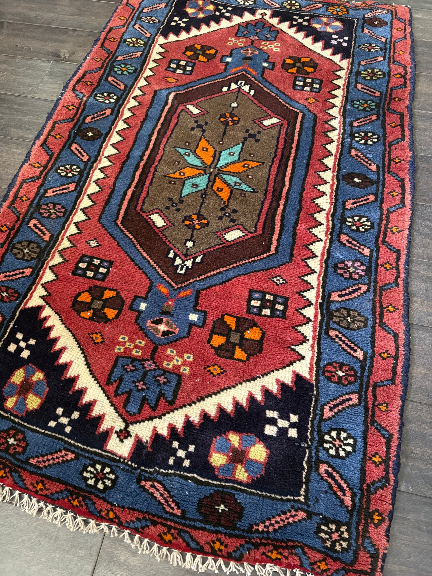 Vintage Rug #192 - 4'1" x 2'5"