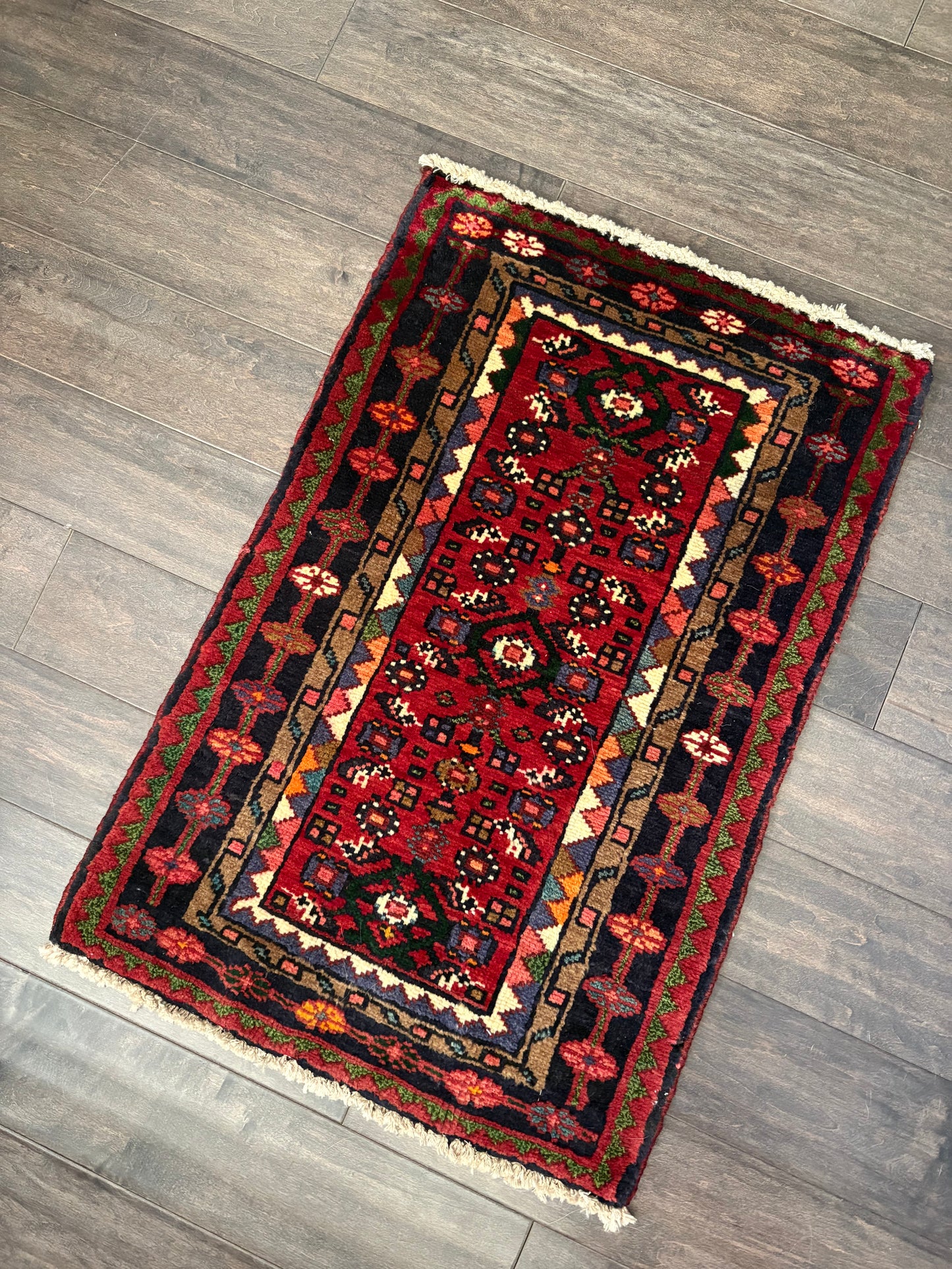 Vintage Rug #201 - 2’8” x 1’10”