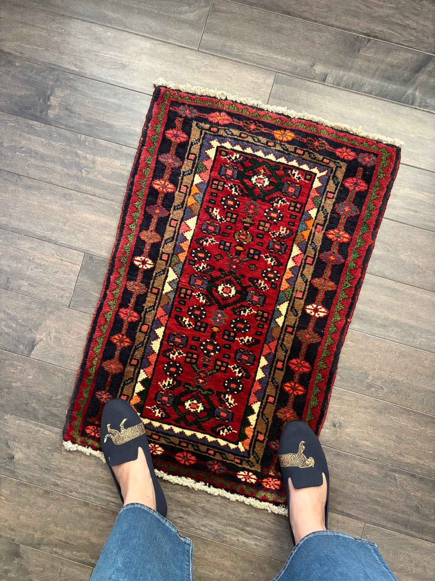 Vintage Rug #201 - 2’8” x 1’10”