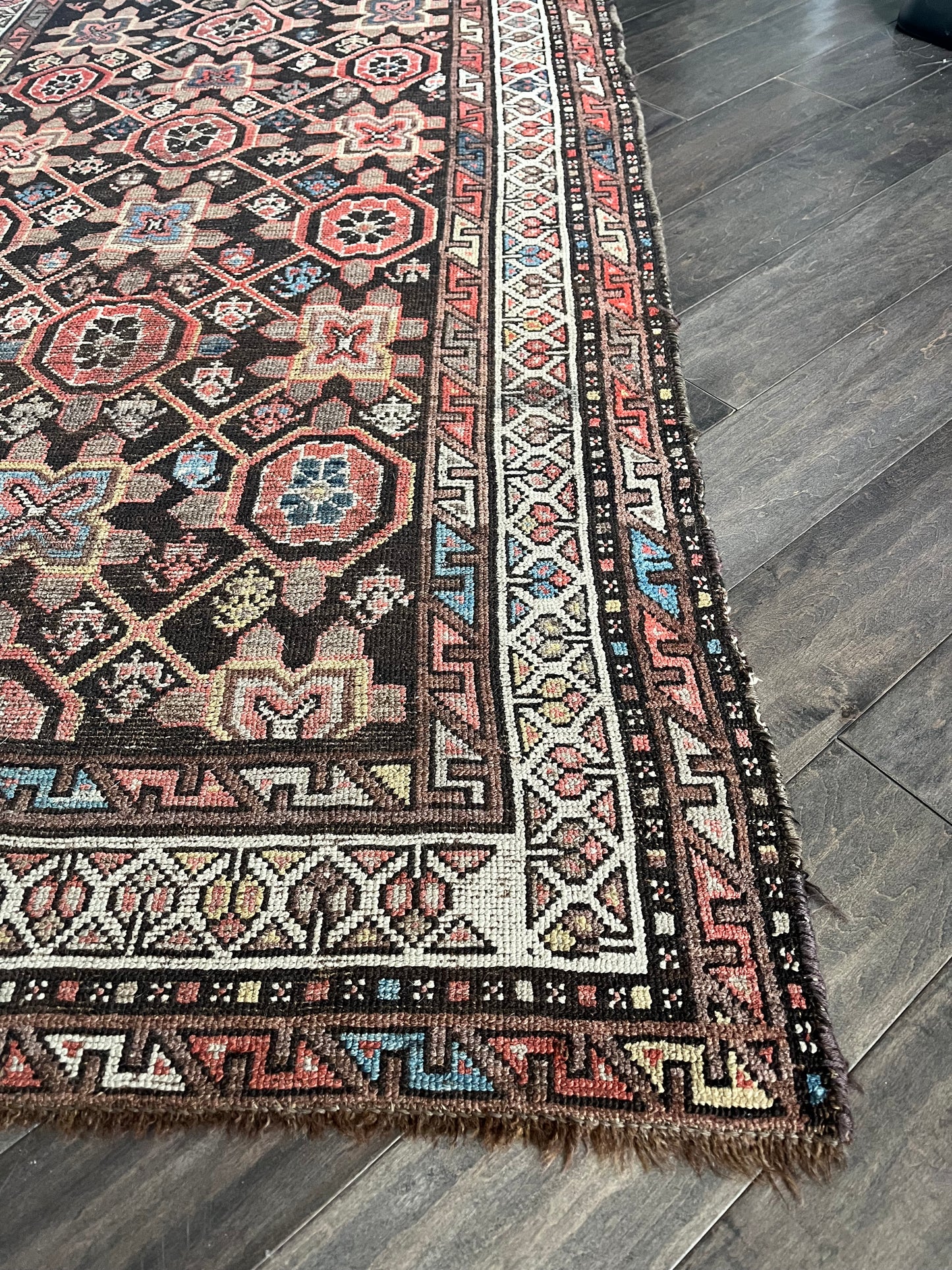 Vintage Rug #28 - 3'5" x 6'6"