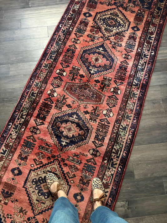 Vintage Rug #226 - 9’7” x 3’5”