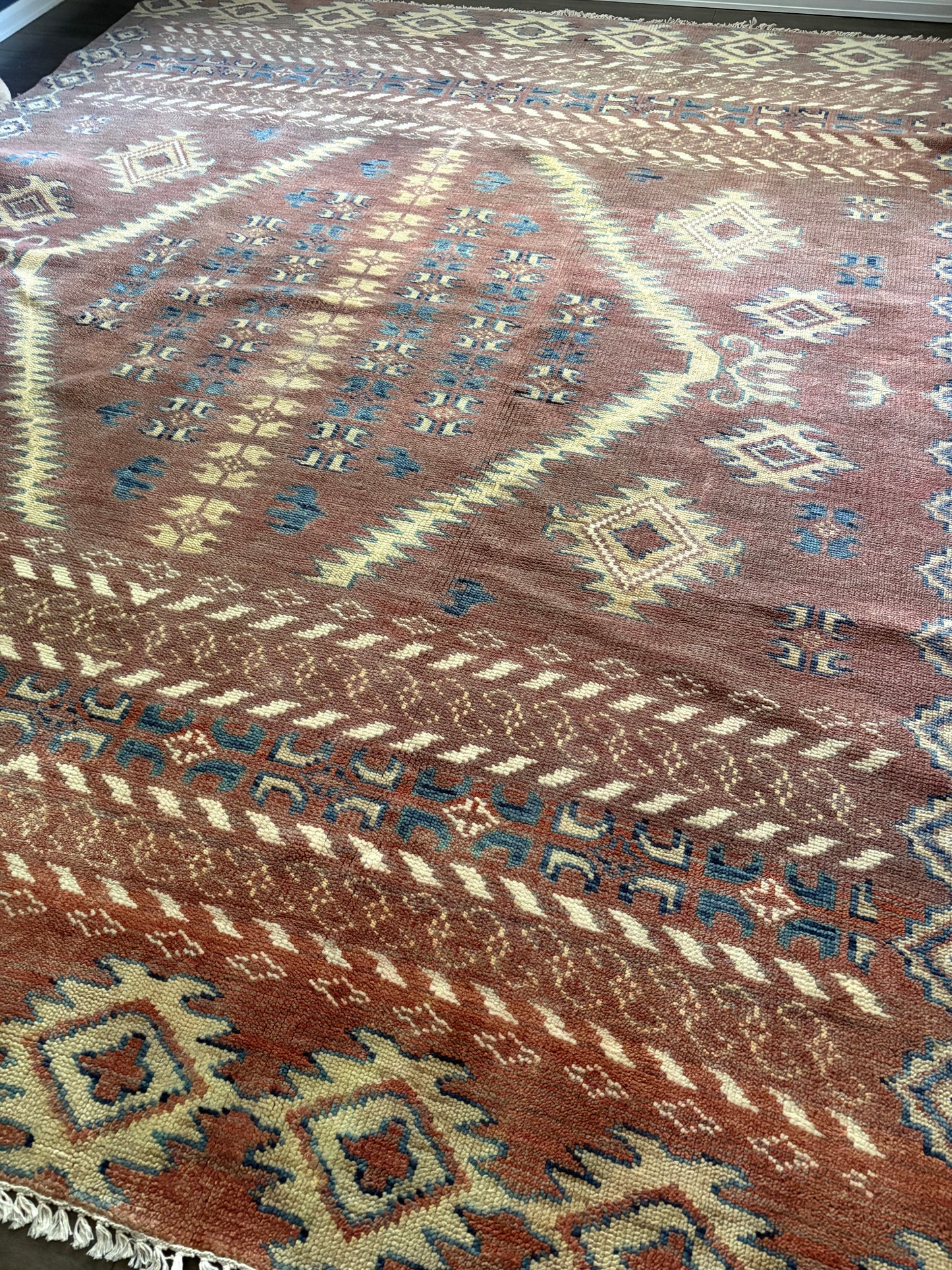 Rug #228 - 10’0” x 8’1”