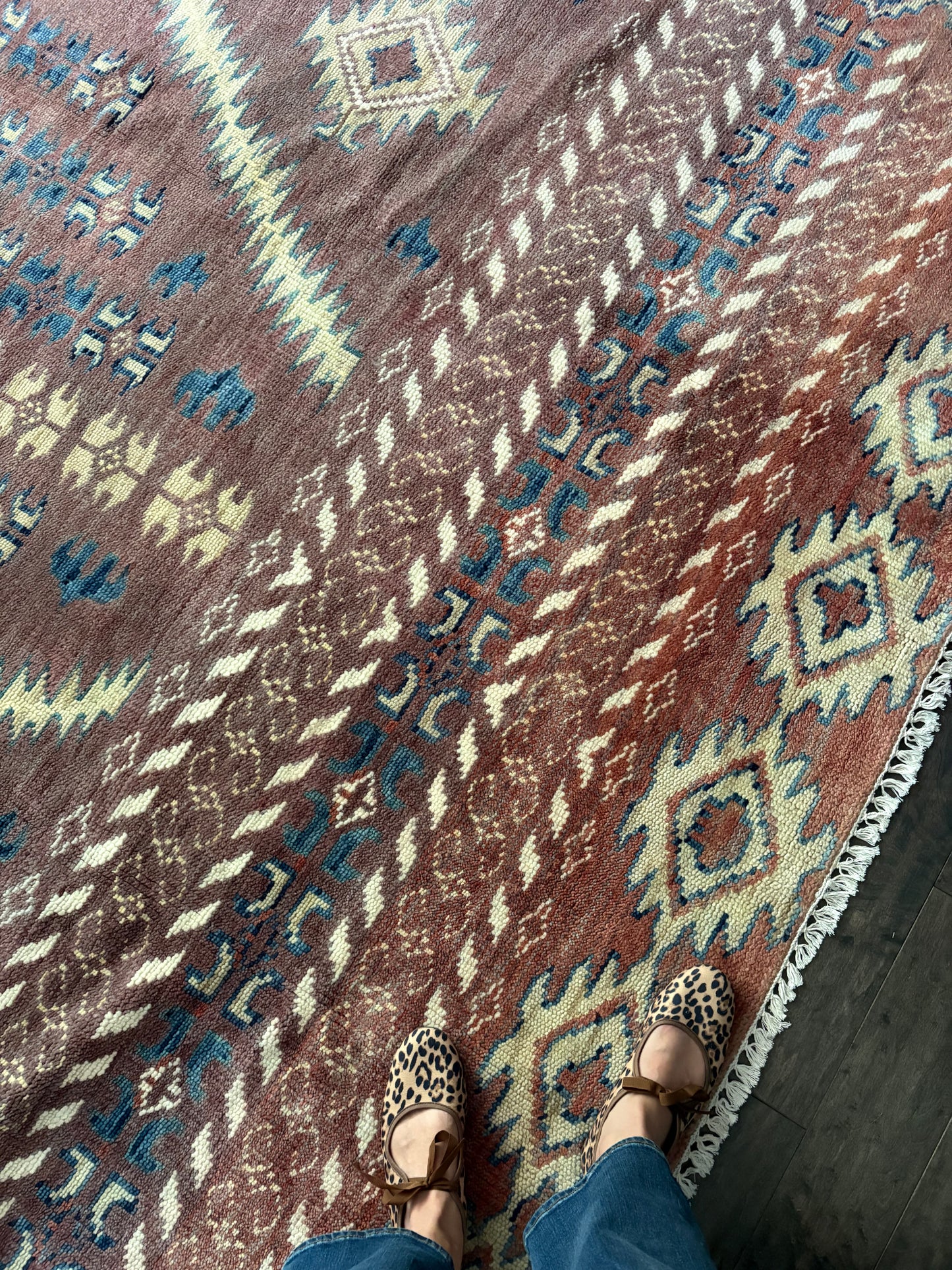 Rug #228 - 10’0” x 8’1”