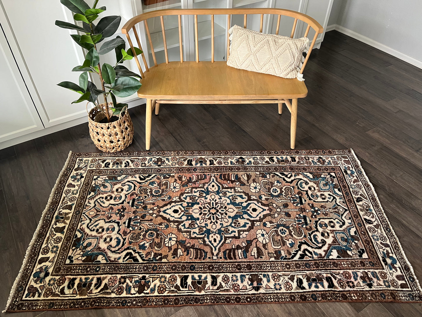 Vintage Rug #22 - 4'6" x 6'6"