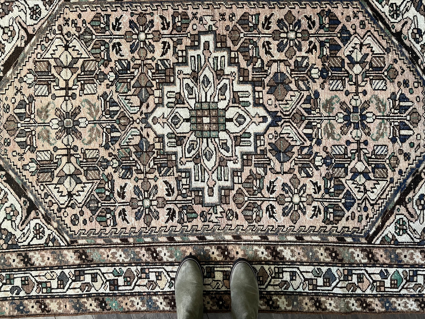 Vintage Rug #19 - 4'7" x 6'5"