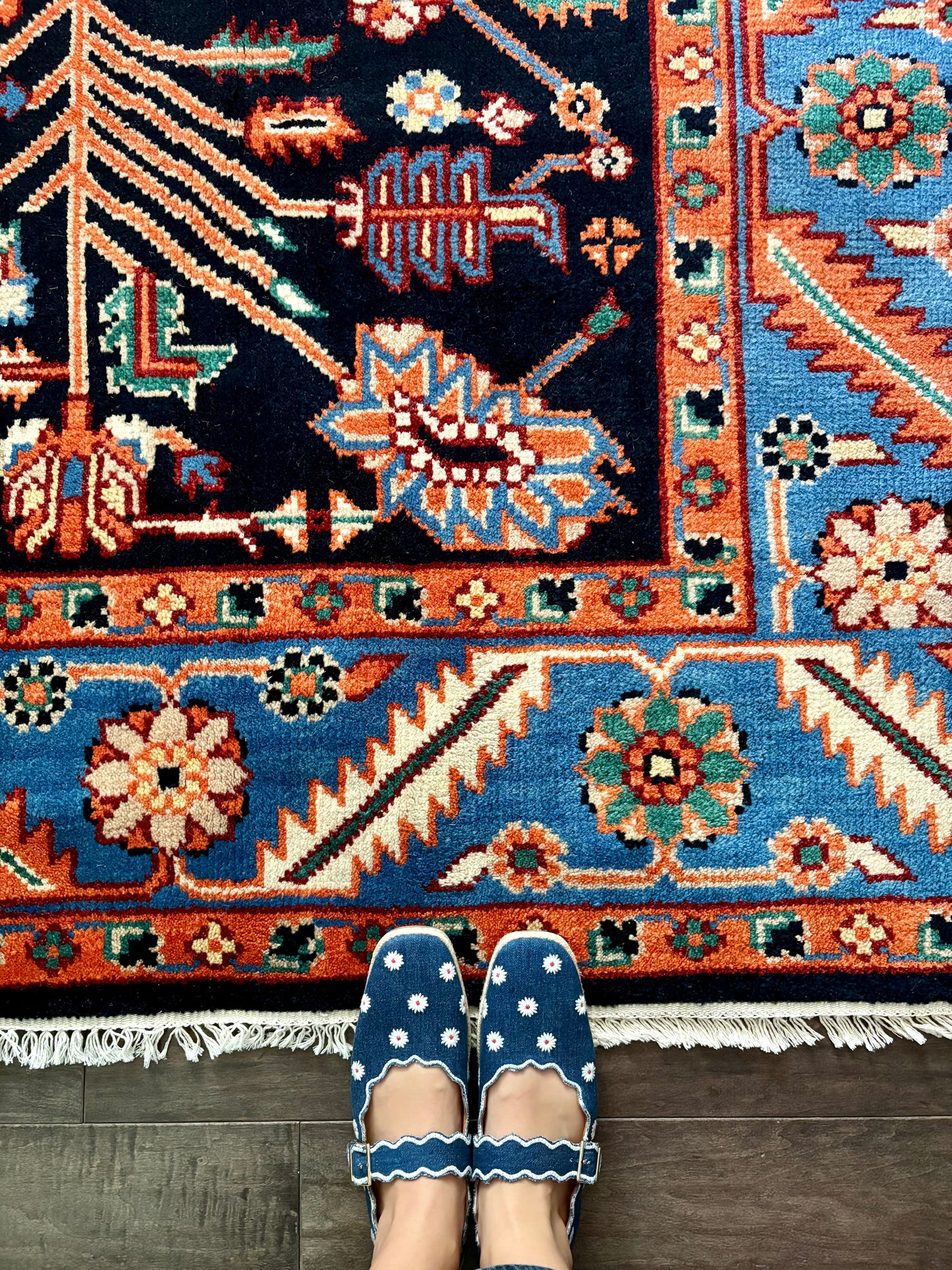 Rug #230 - 10’1” x 8’0”