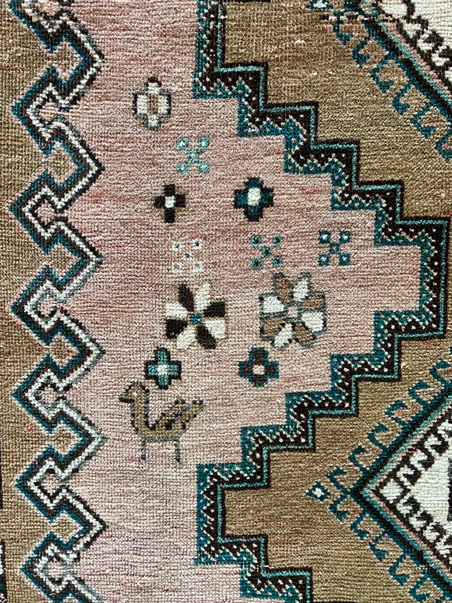 Vintage Rug #25 - 4'11" x 7'5"