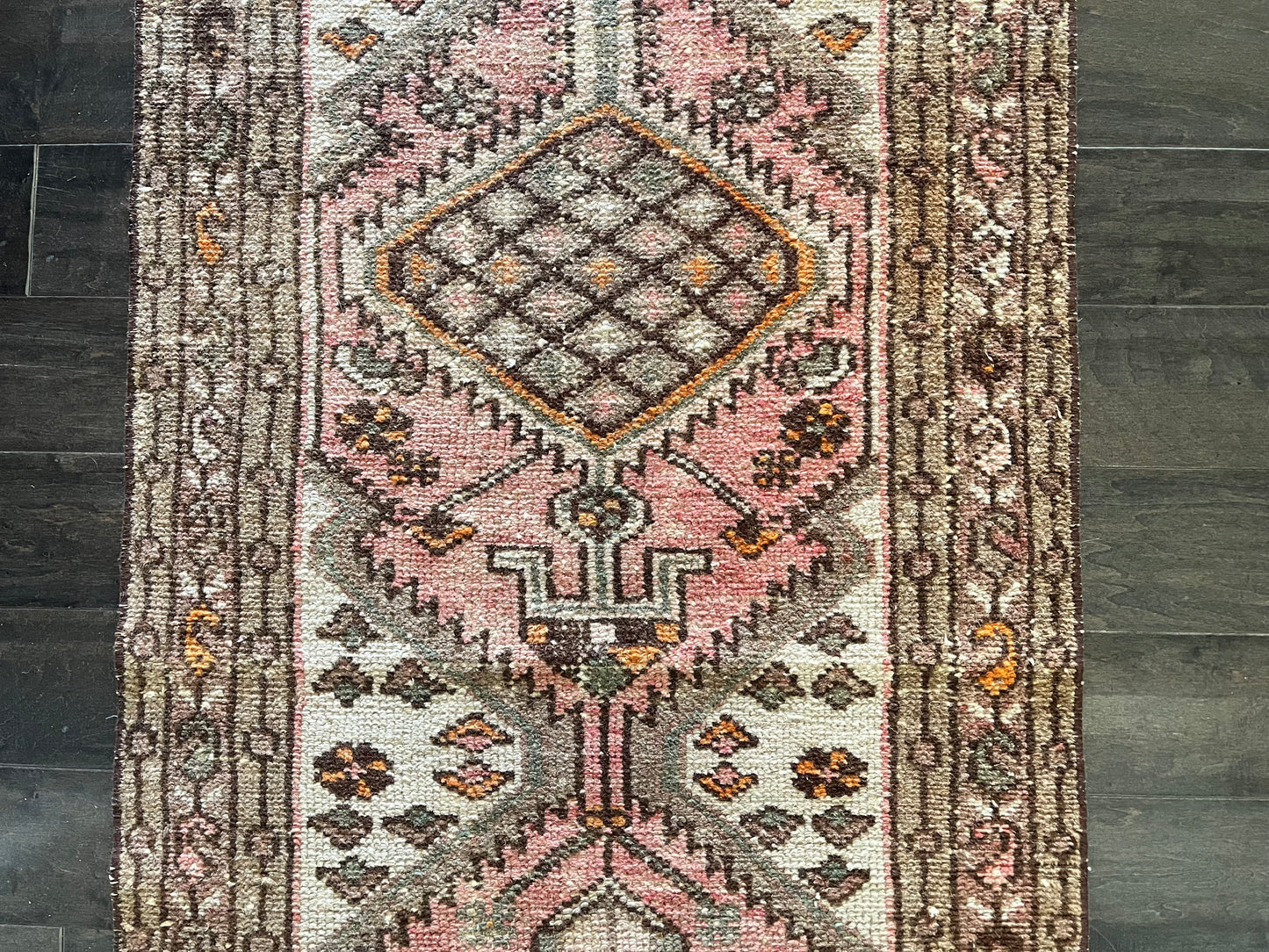 Vintage Rug #31 - 2'5" x 8'11"