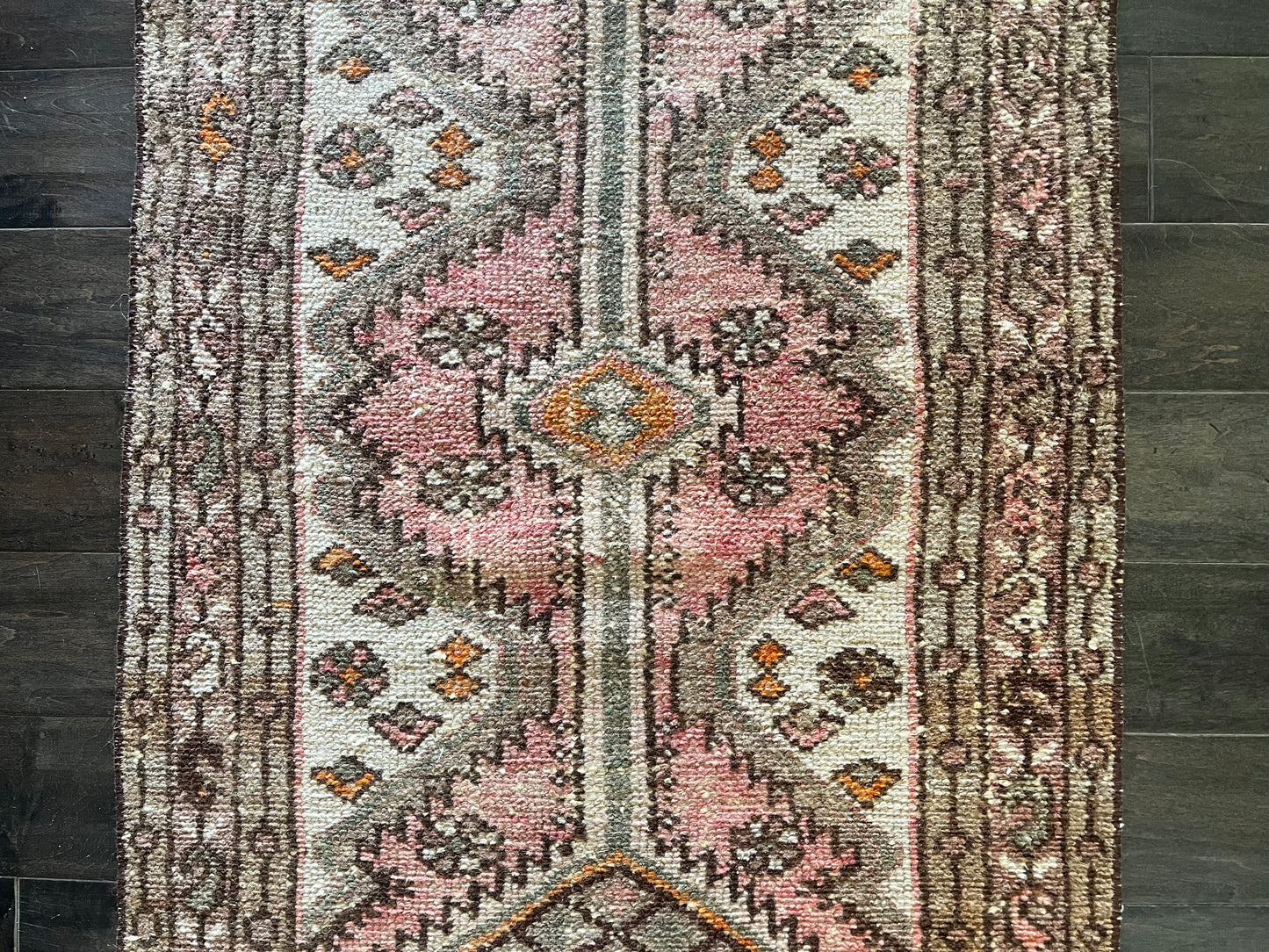 Vintage Rug #31 - 2'5" x 8'11"