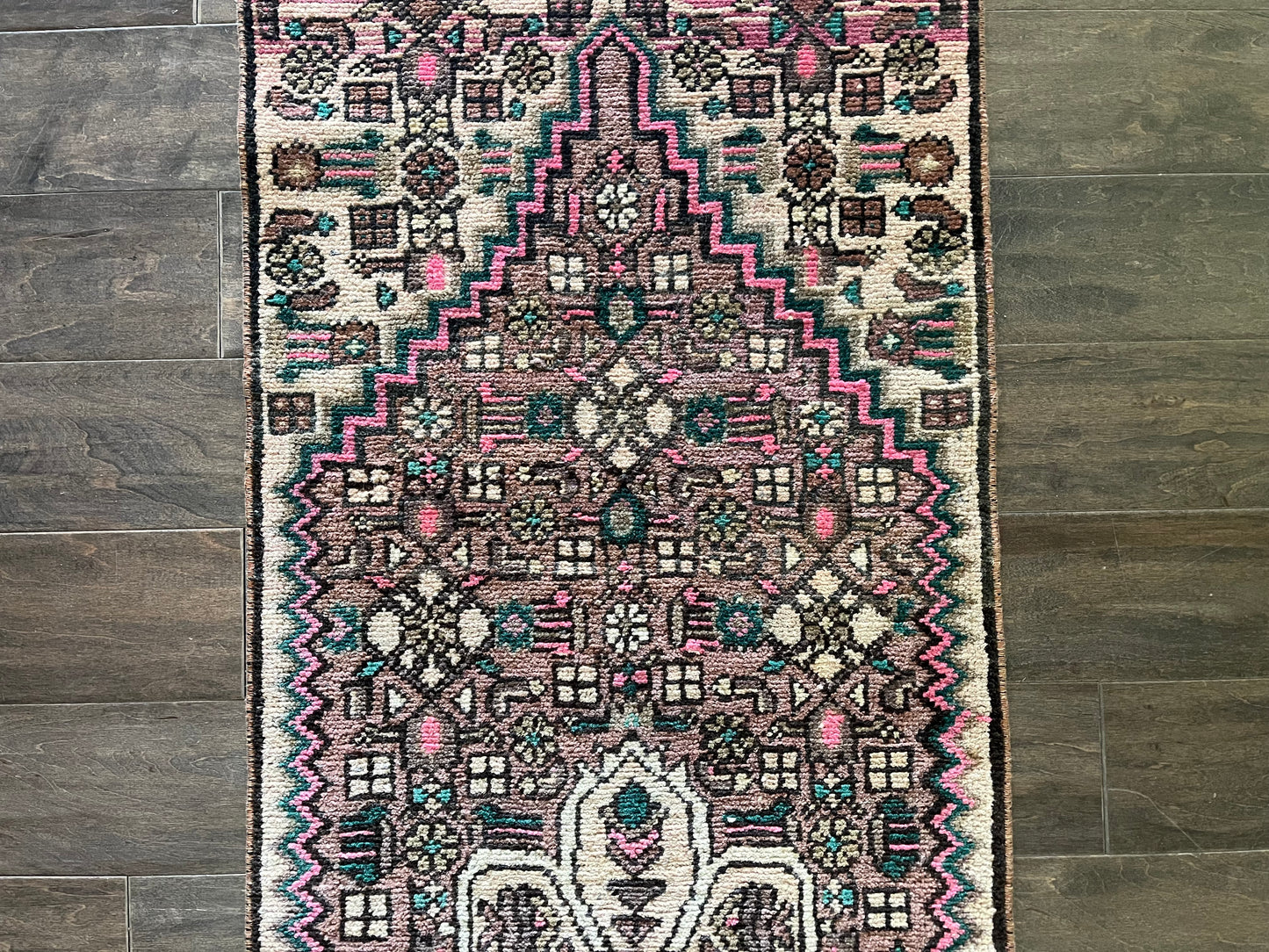 Vintage Rug #33 - 1'10" x 6'10"