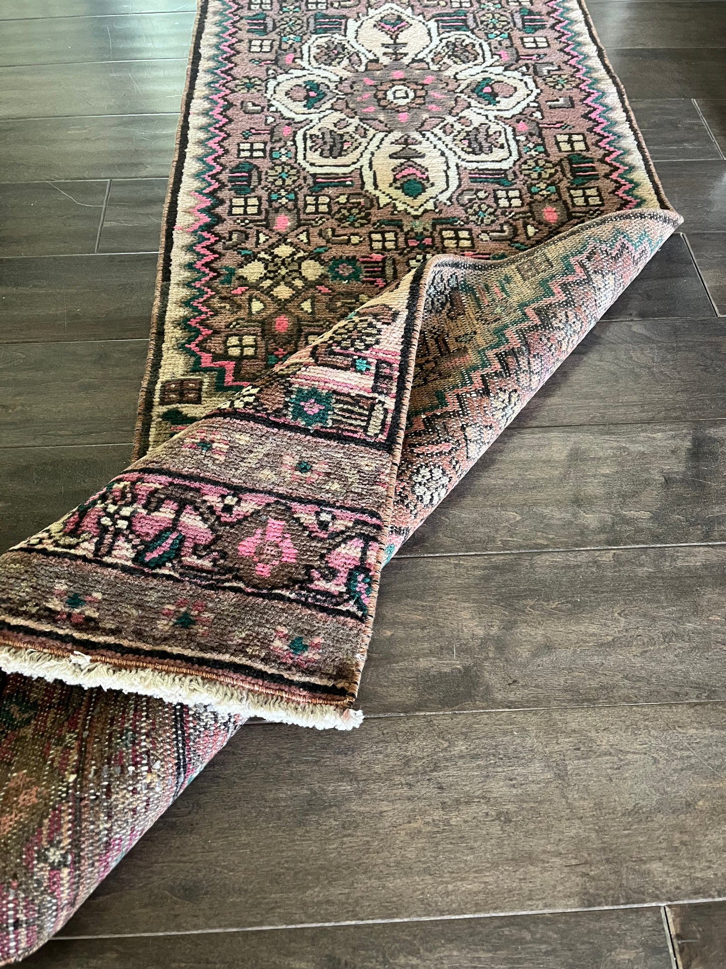 Vintage Rug #33 - 1'10" x 6'10"