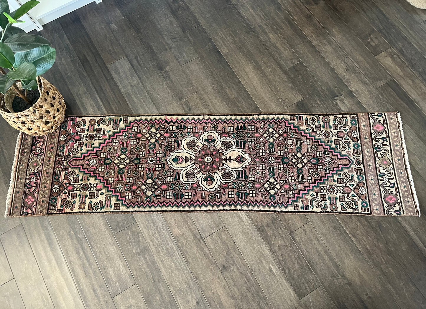 Vintage Rug #33 - 1'10" x 6'10"