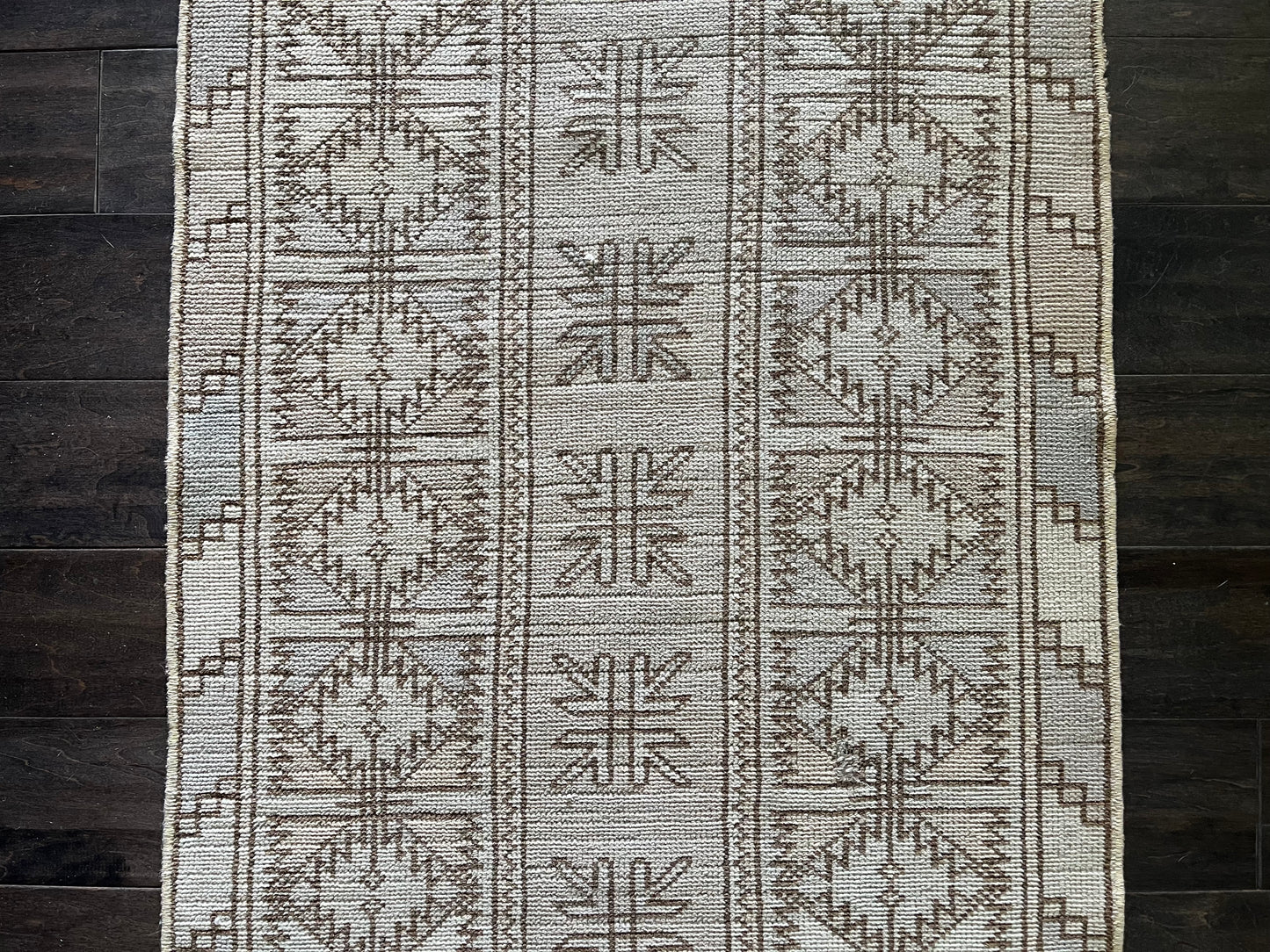 Vintage Rug #35 - 2'3.5" x 8’7"