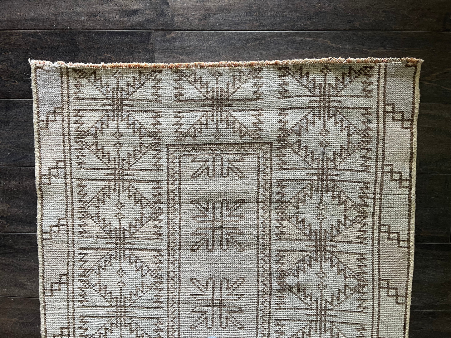 Vintage Rug #35 - 2'3.5" x 8’7"