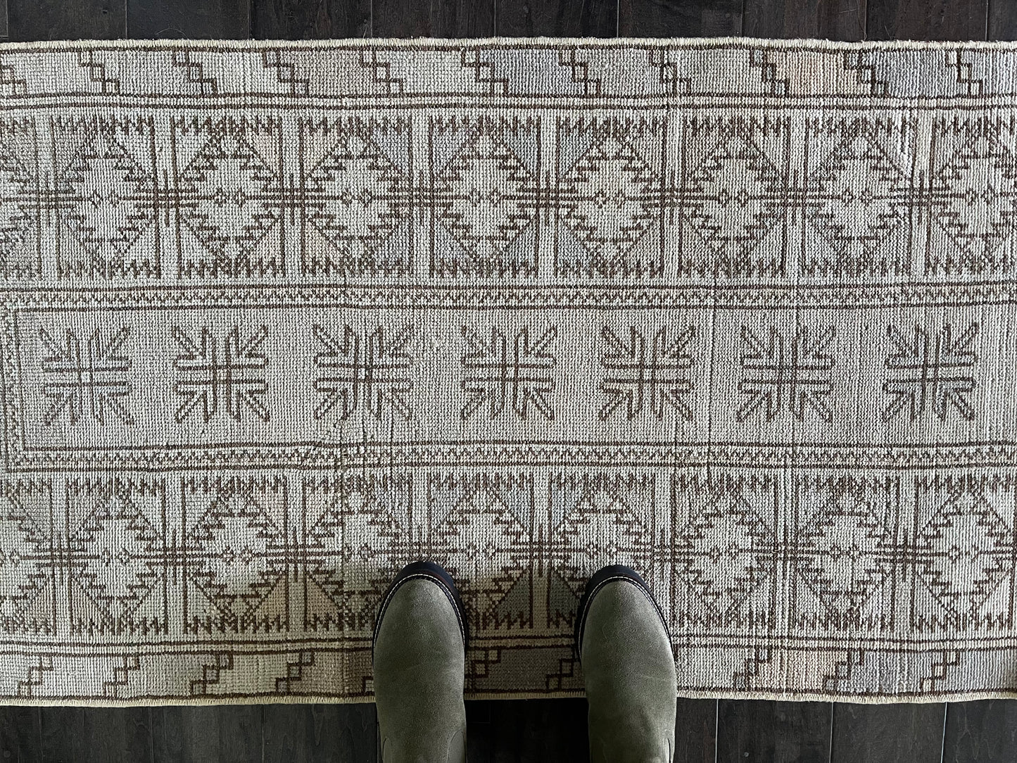 Vintage Rug #35 - 2'3.5" x 8’7"