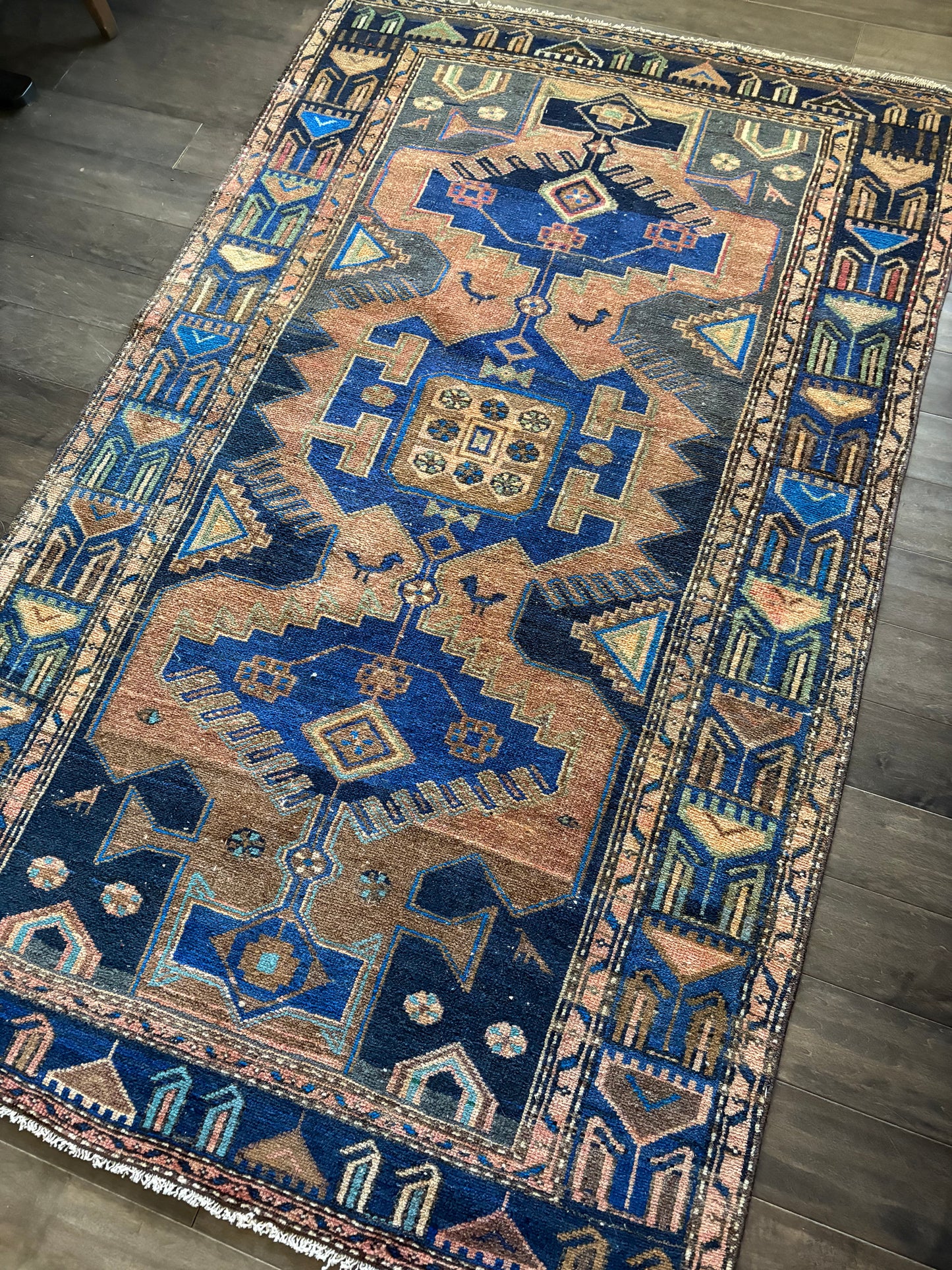 Vintage Rug #127 - 4'2" x 6'10"