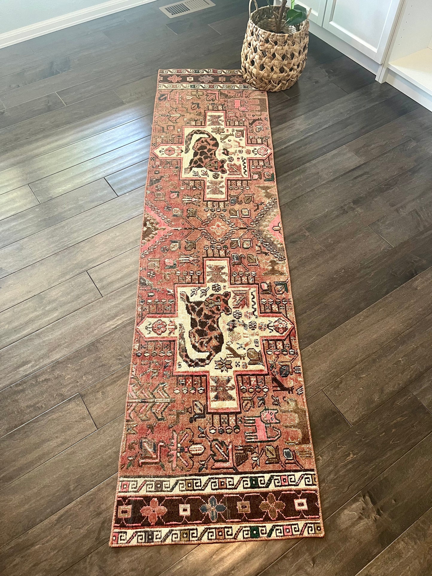 Vintage Rug #39 - 1'8" x 6'5"