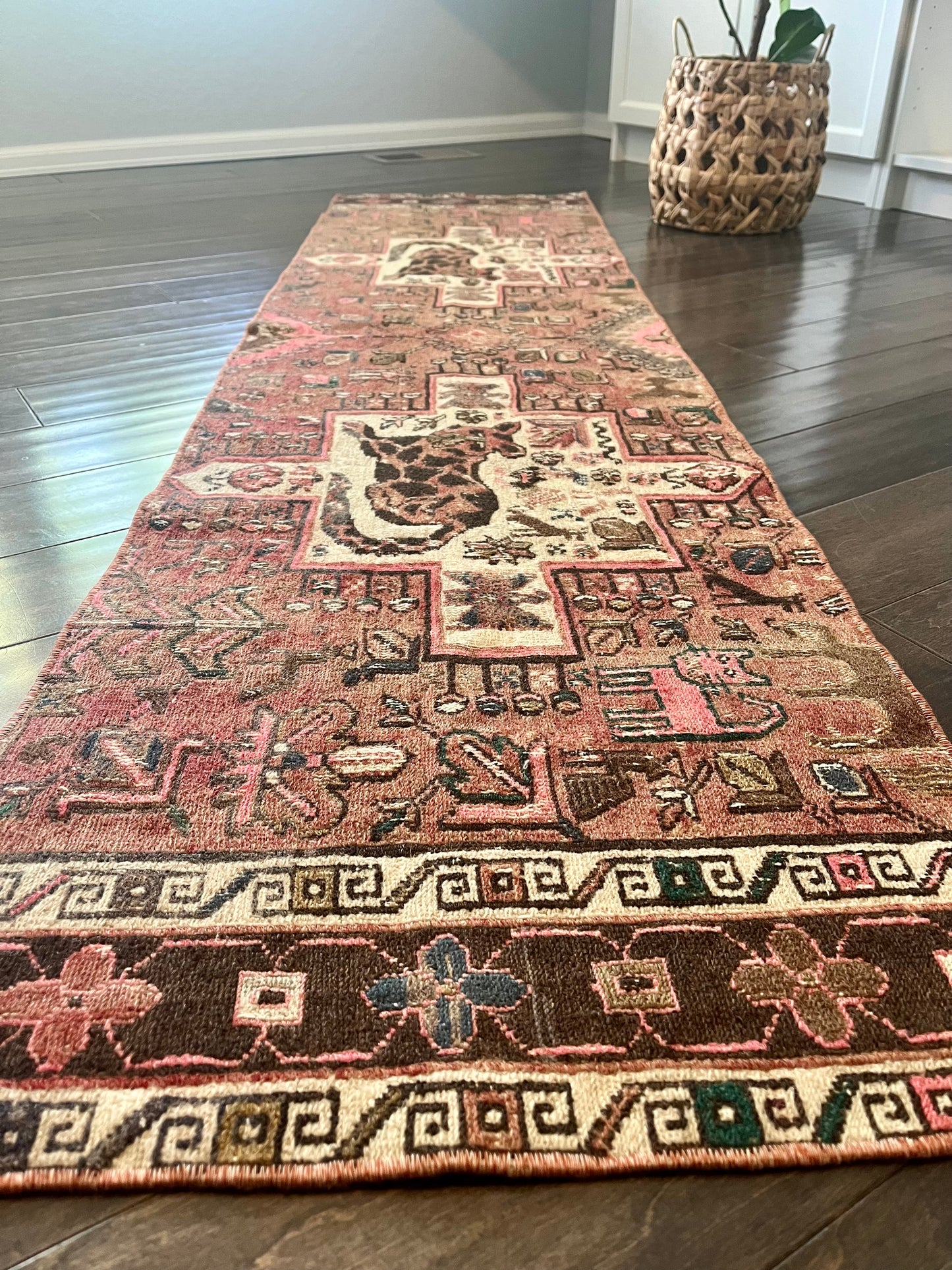 Vintage Rug #39 - 1'8" x 6'5"