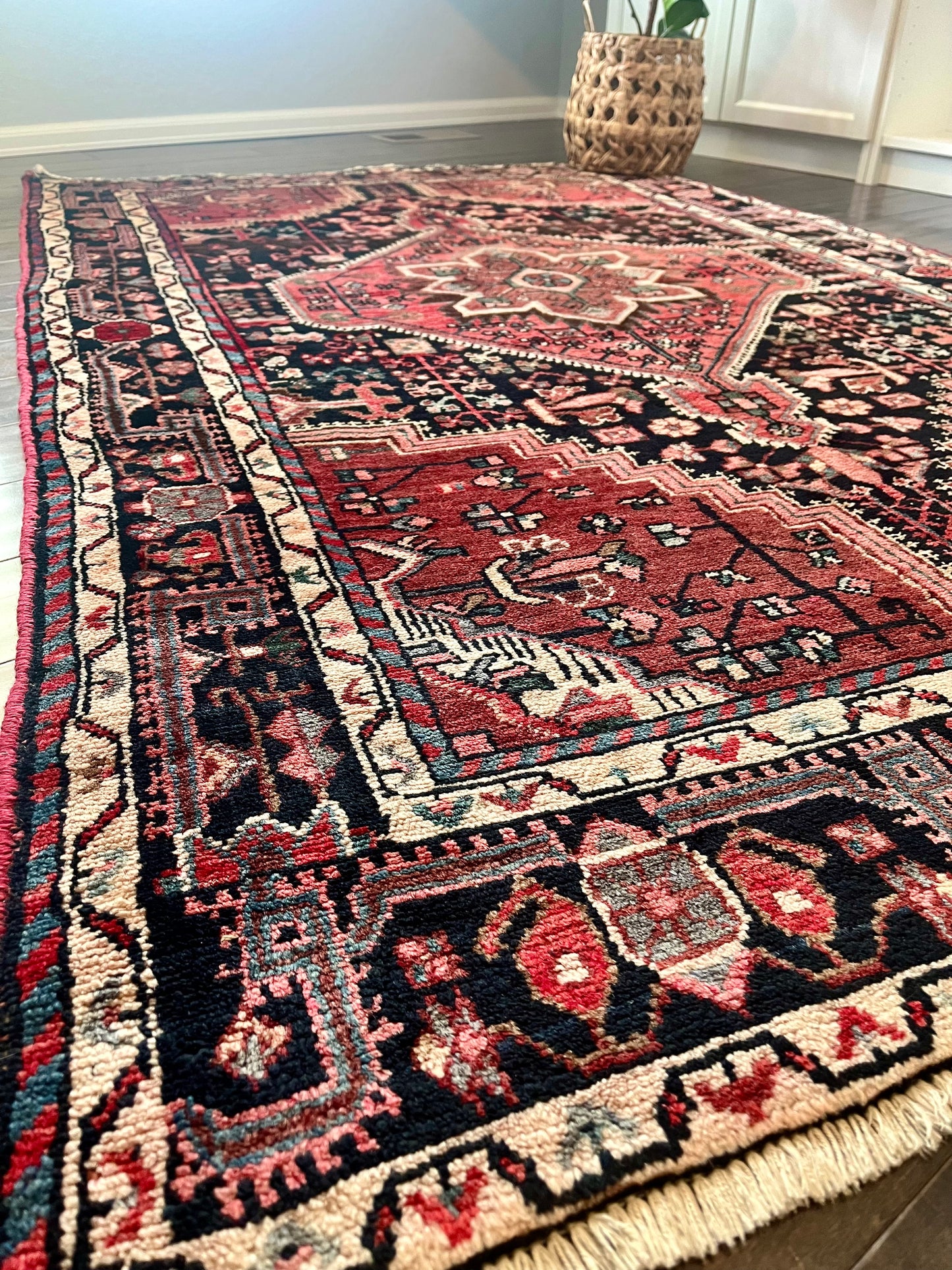 Vintage Rug #38 - 4'4.5" x 6'11"