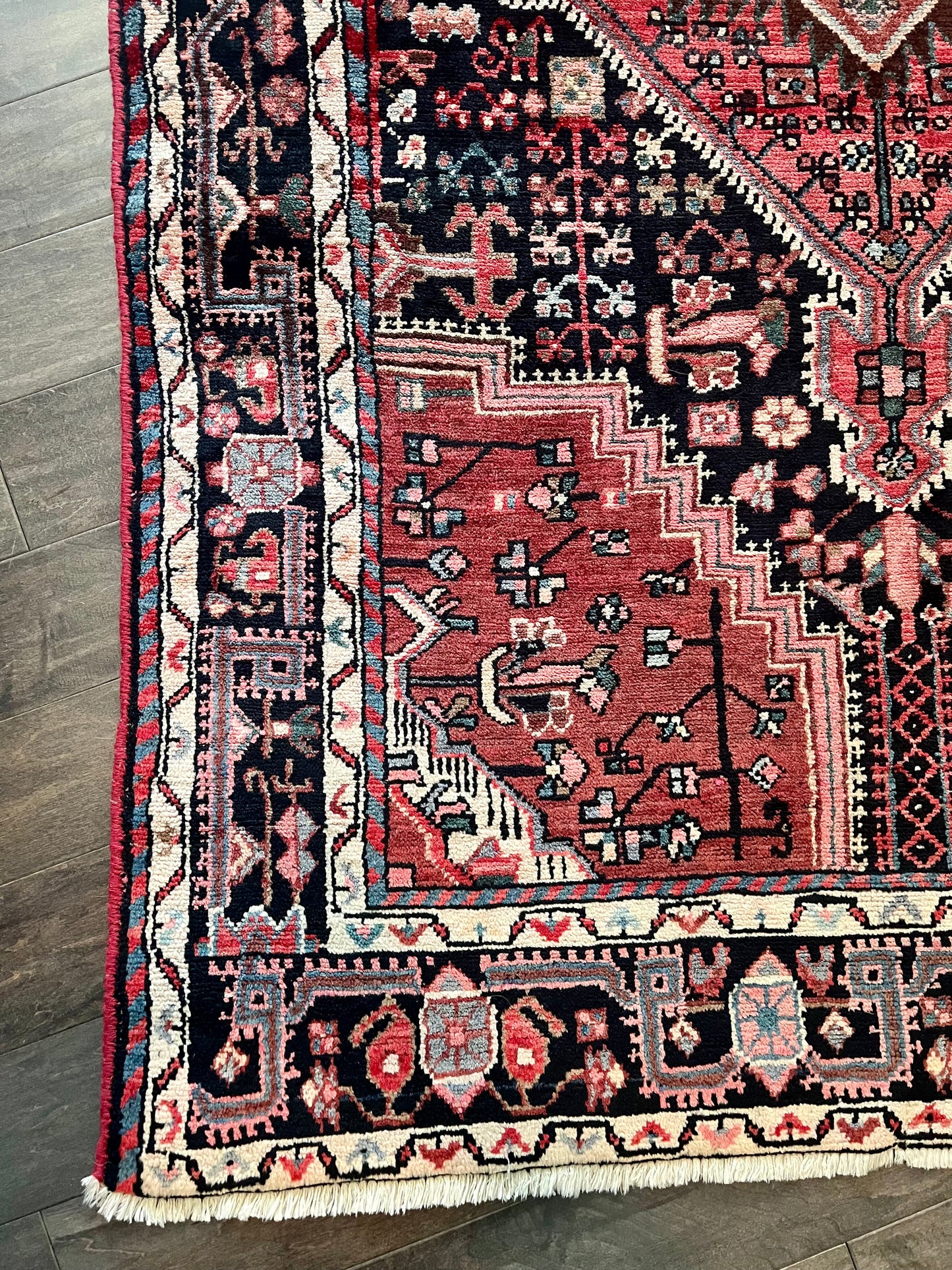 Vintage Rug #38 - 4'4.5" x 6'11"