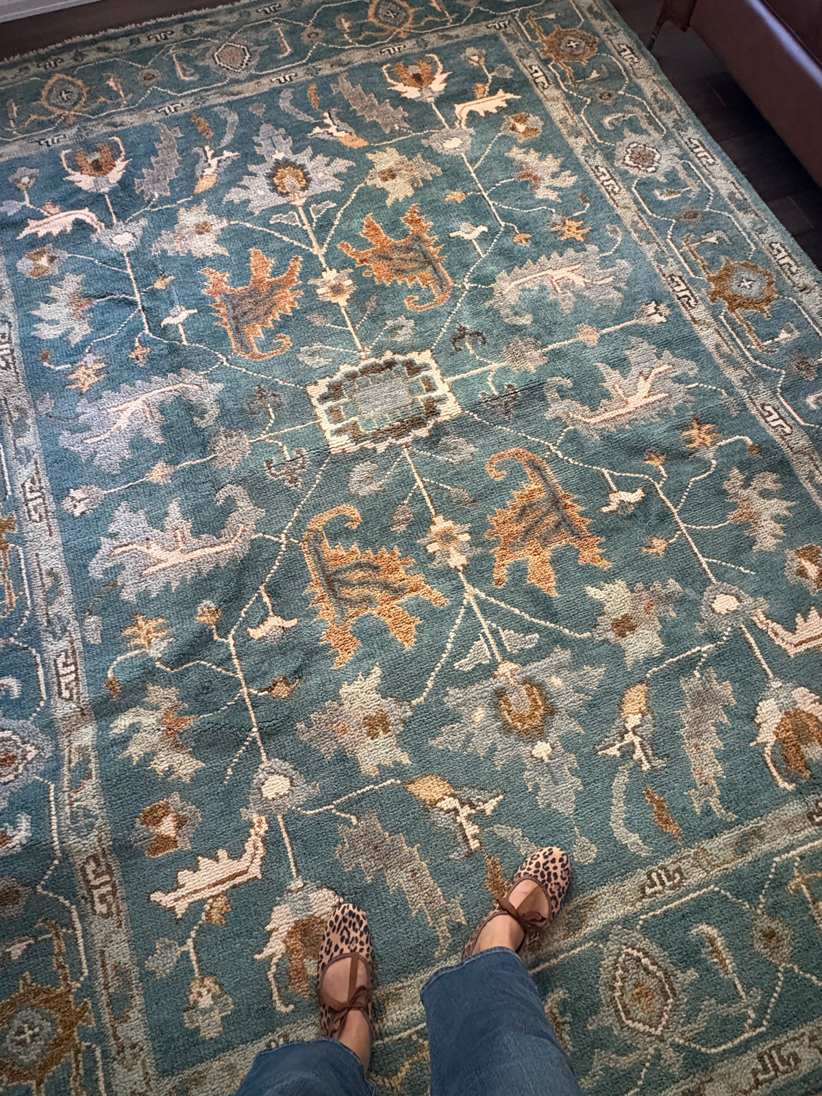 Rug #257 - 10’1” x 7’11”