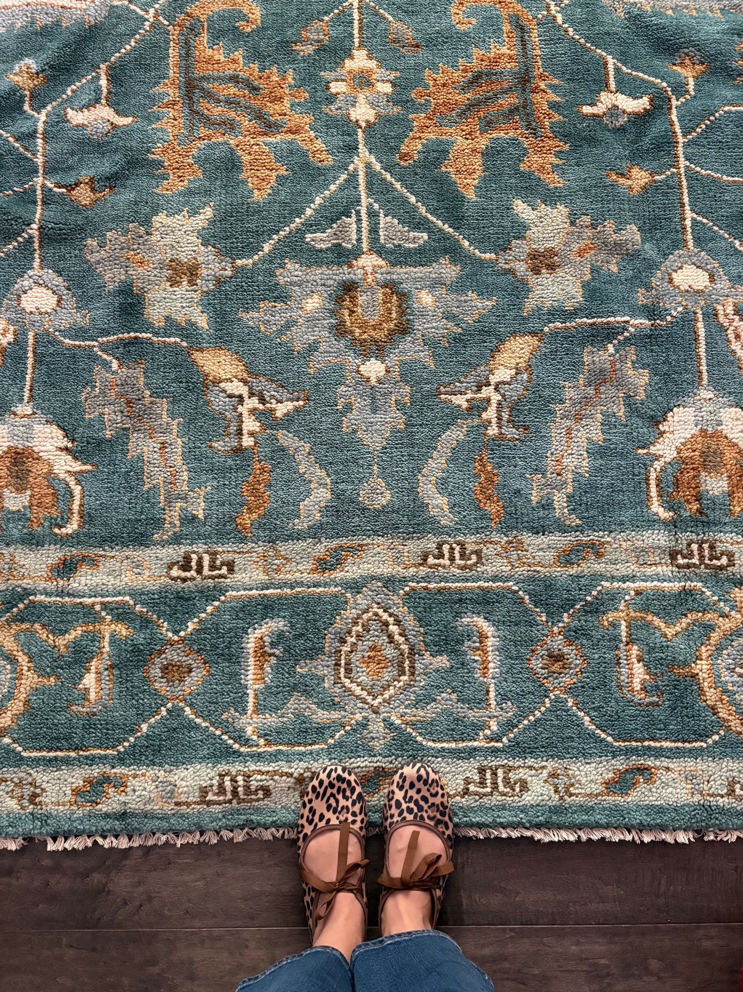 Rug #257 - 10’1” x 7’11”