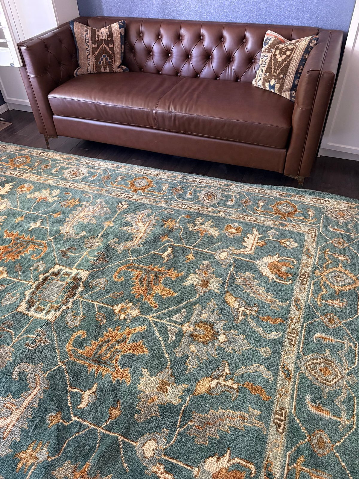 Rug #257 - 10’1” x 7’11”