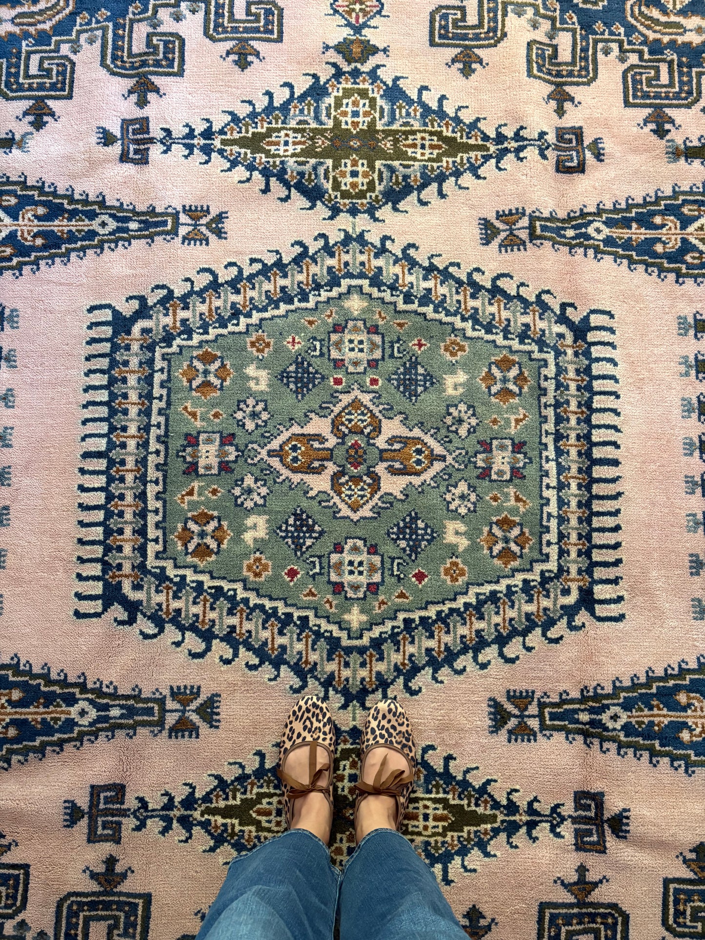 Rug #258 - 10’0” x 7’9”
