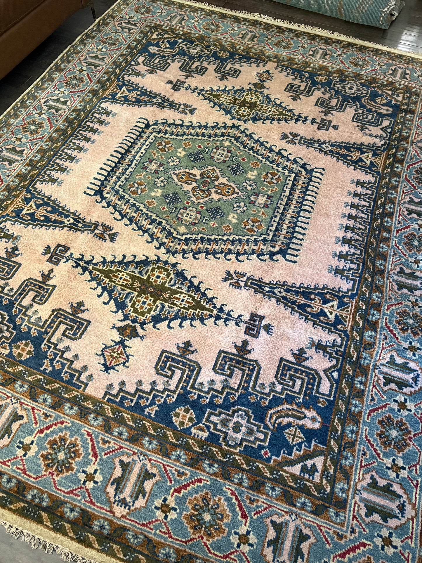 Rug #258 - 10’0” x 7’9”