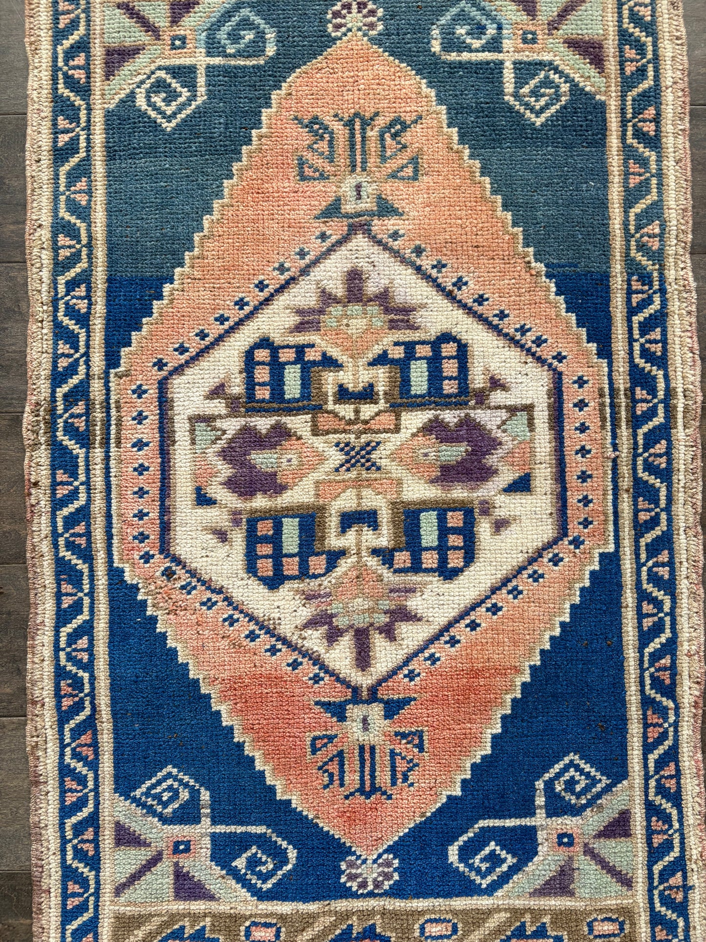 Vintage Rug #124 - 1'10" x 2'11"