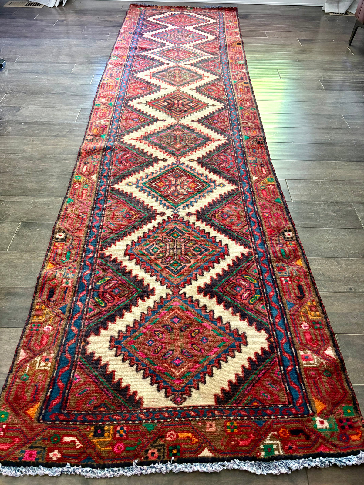 Vintage Rug #264 - 9’10” x 2’7.5”