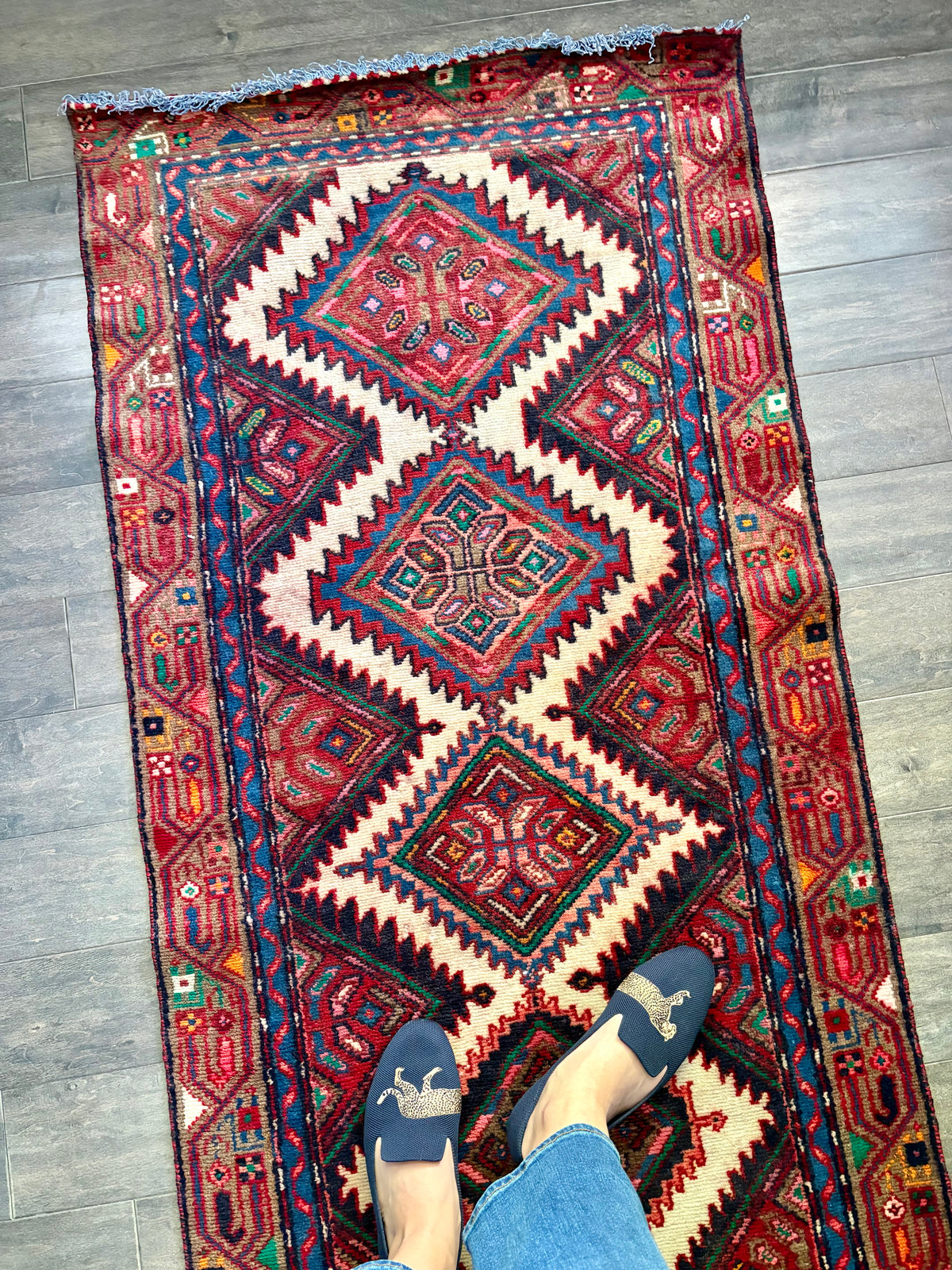 Vintage Rug #264 - 9’10” x 2’7.5”