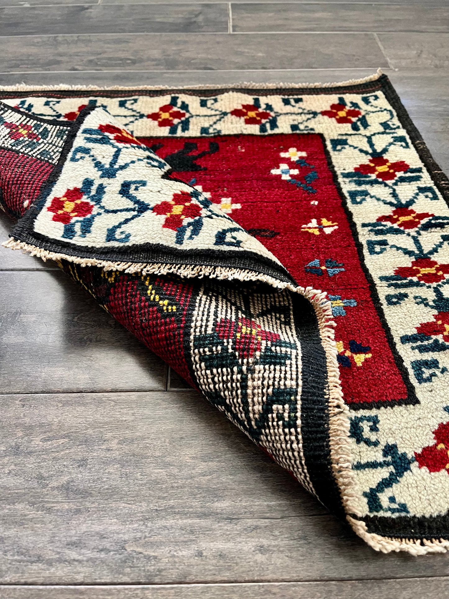 Vintage Rug #44 - 2'1.5" x 1'11