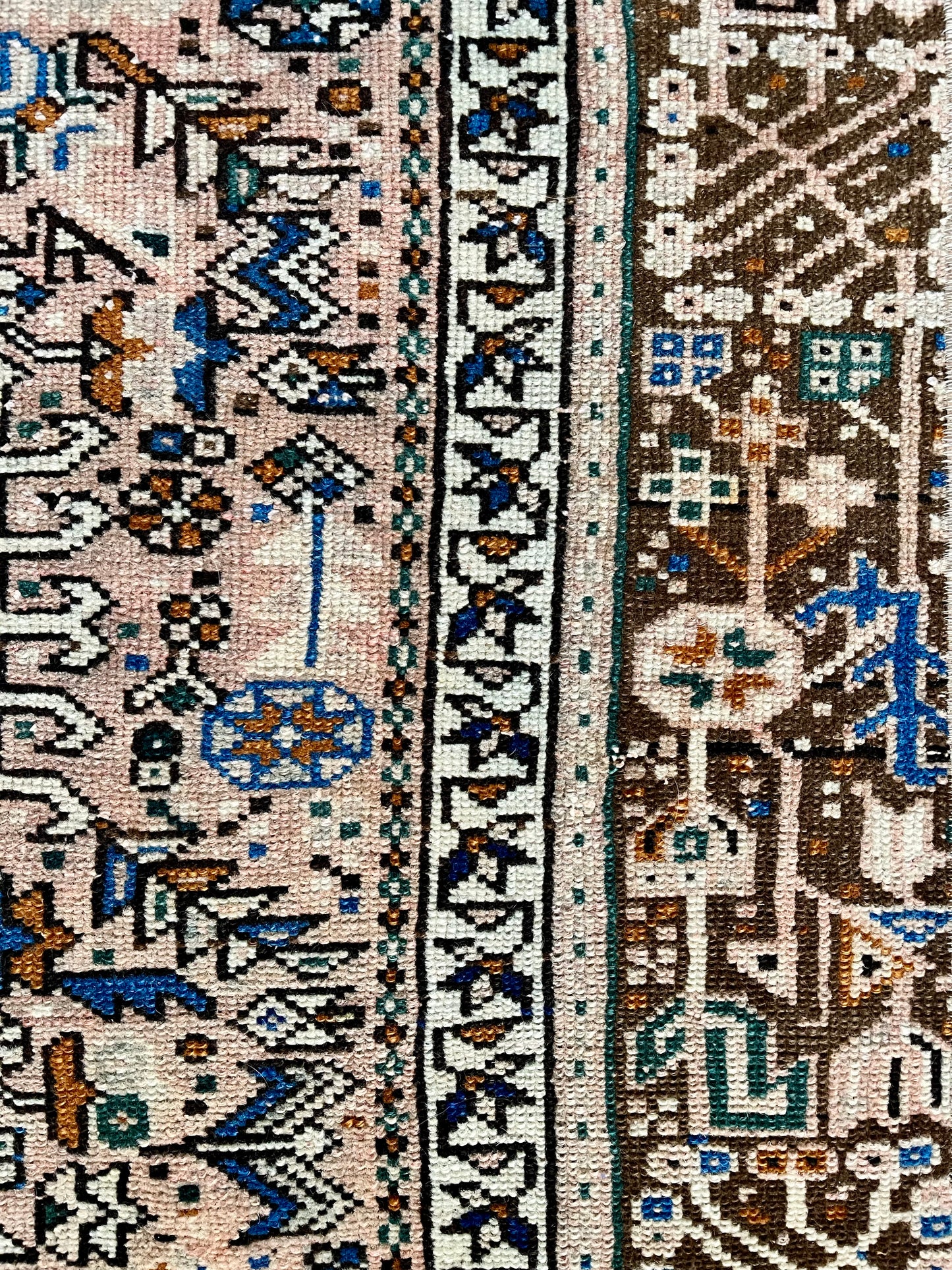 Vintage Rug #46 - 3'7" x 5'2"