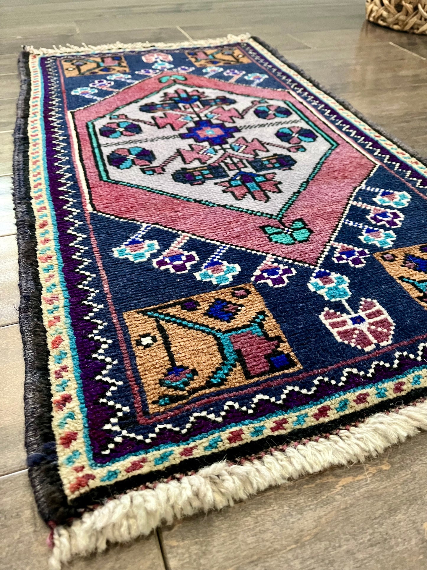 Vintage Rug #51 - 2'11.5" x 1'7.5"