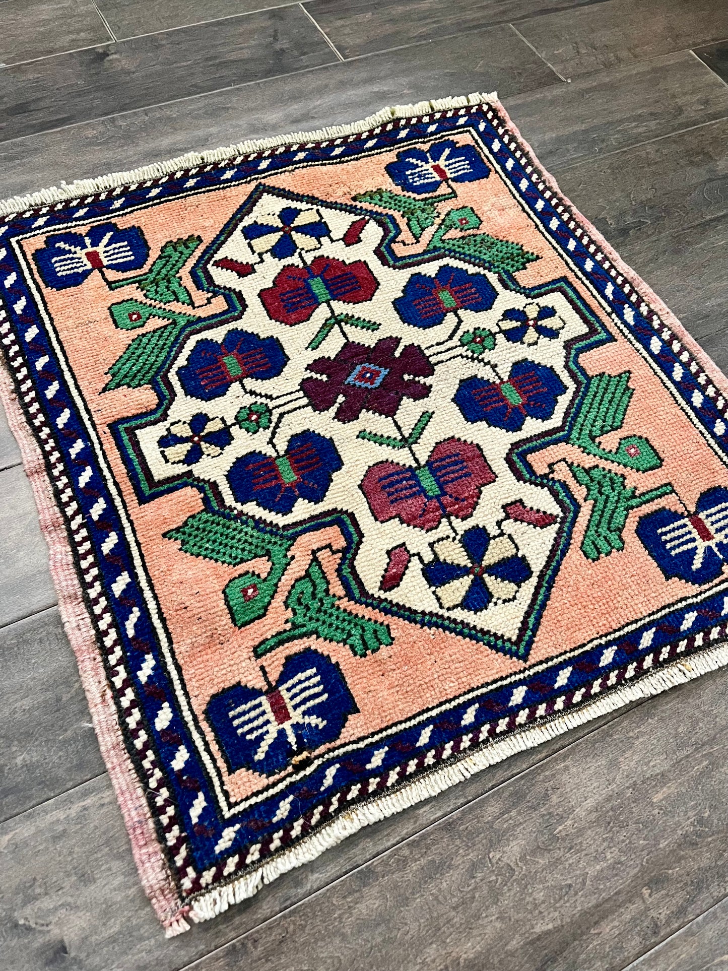 Vintage Rug #62 - 2'1.5" x 1'11"