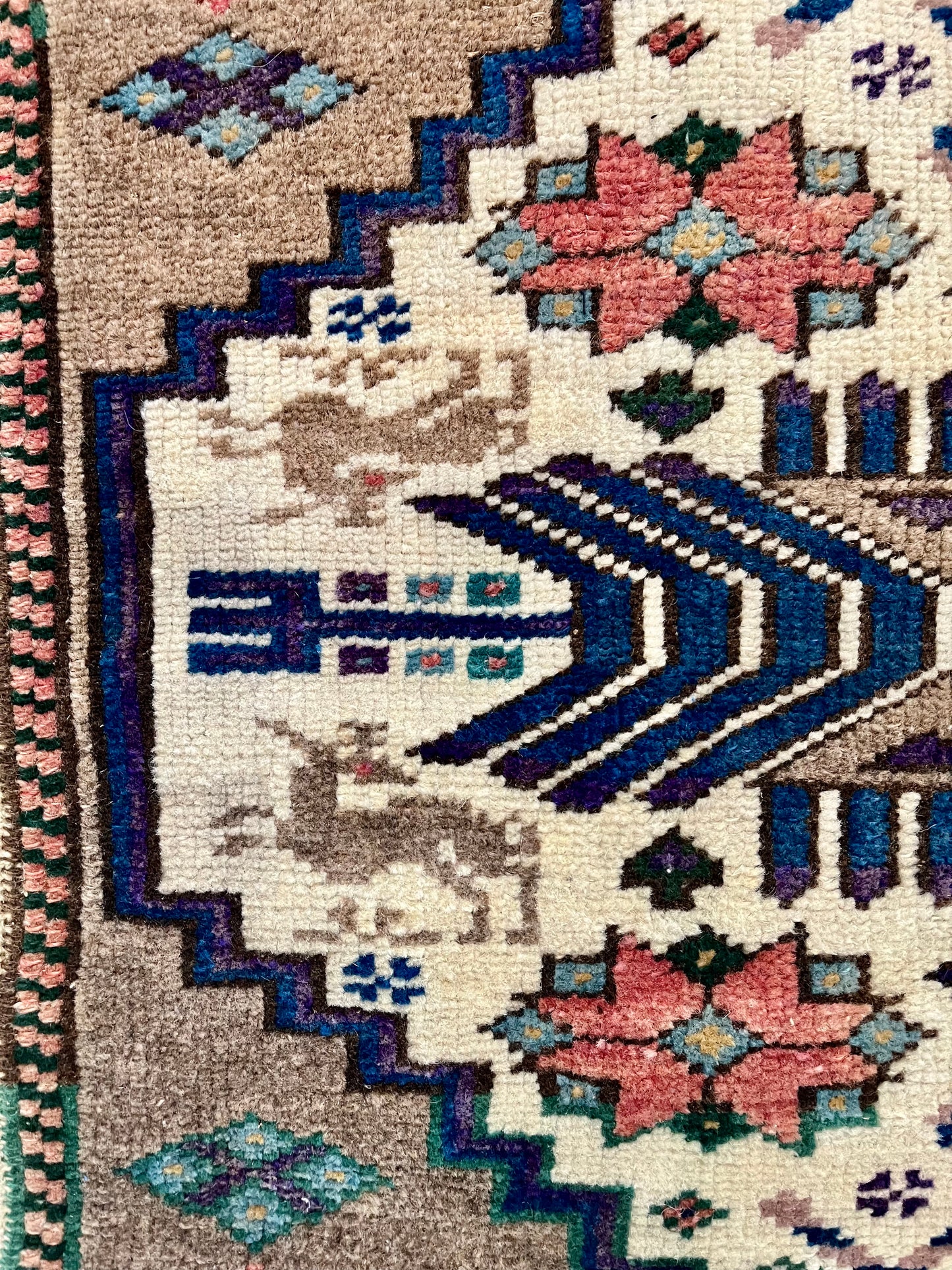 Vintage Rug #63 - 2'1.5" x 2'2.5"