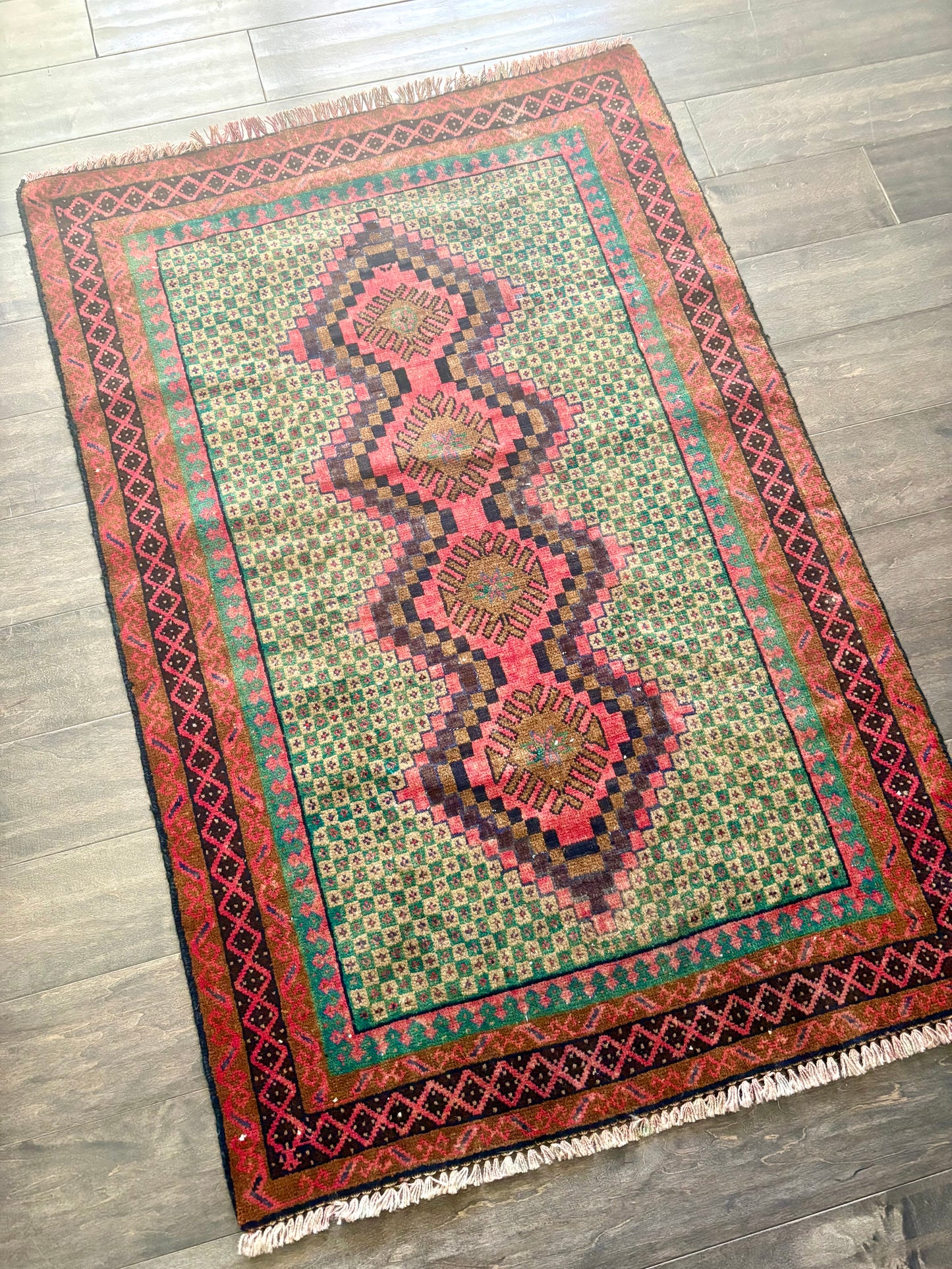 Vintage Rug #133 - 4'1" x 2'8"